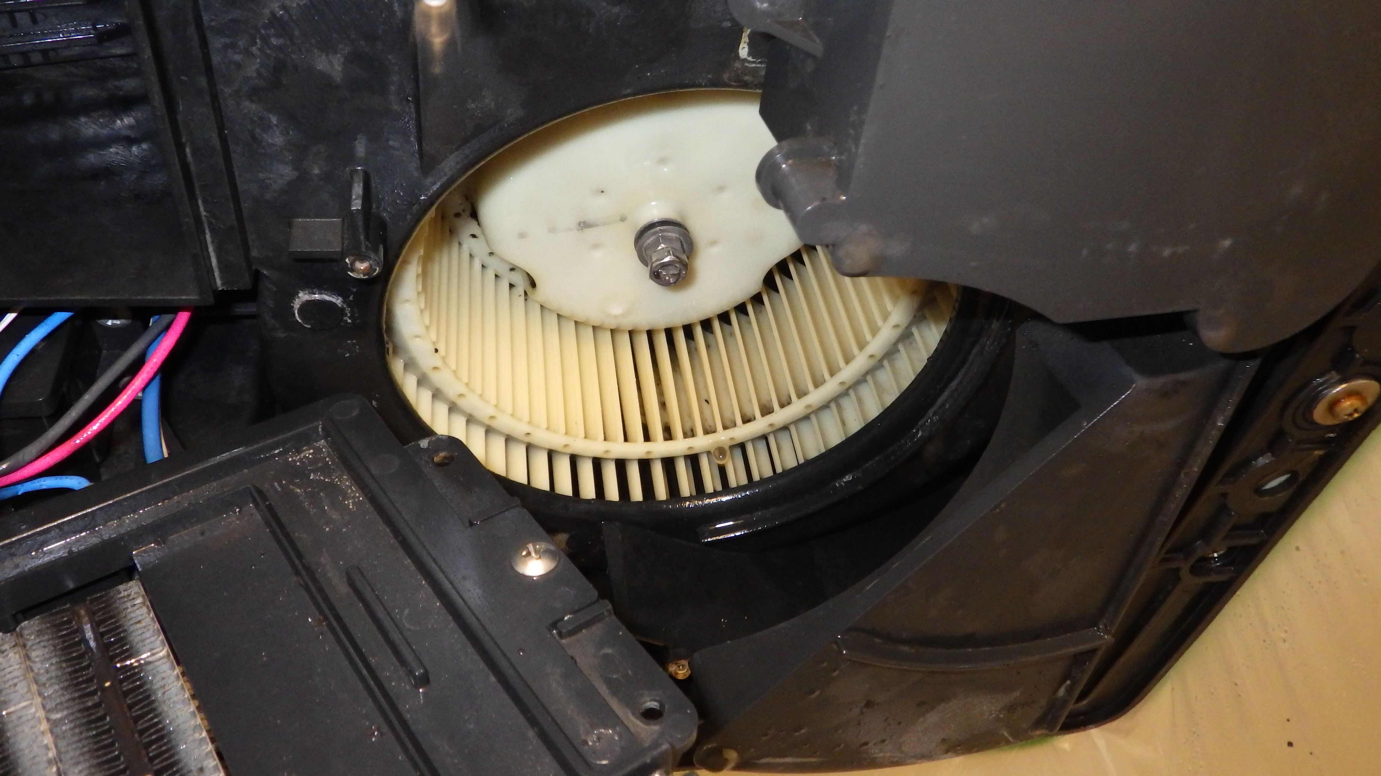 東京都品川区旗の台の浴室・お風呂クリーニングの作業後1