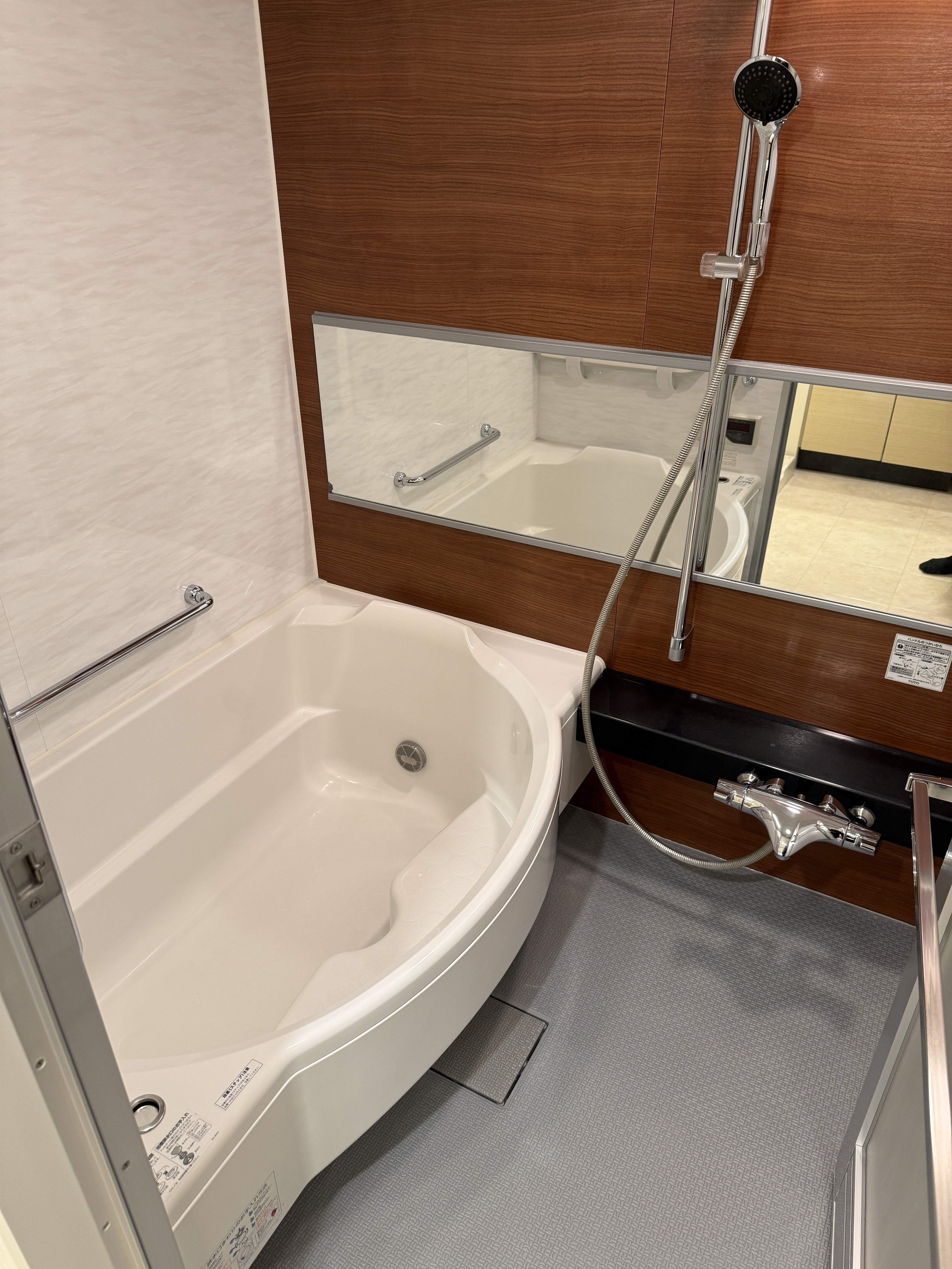 東京都文京区小石川の賃貸住宅退去後の原状回復クリーニングの作業後1