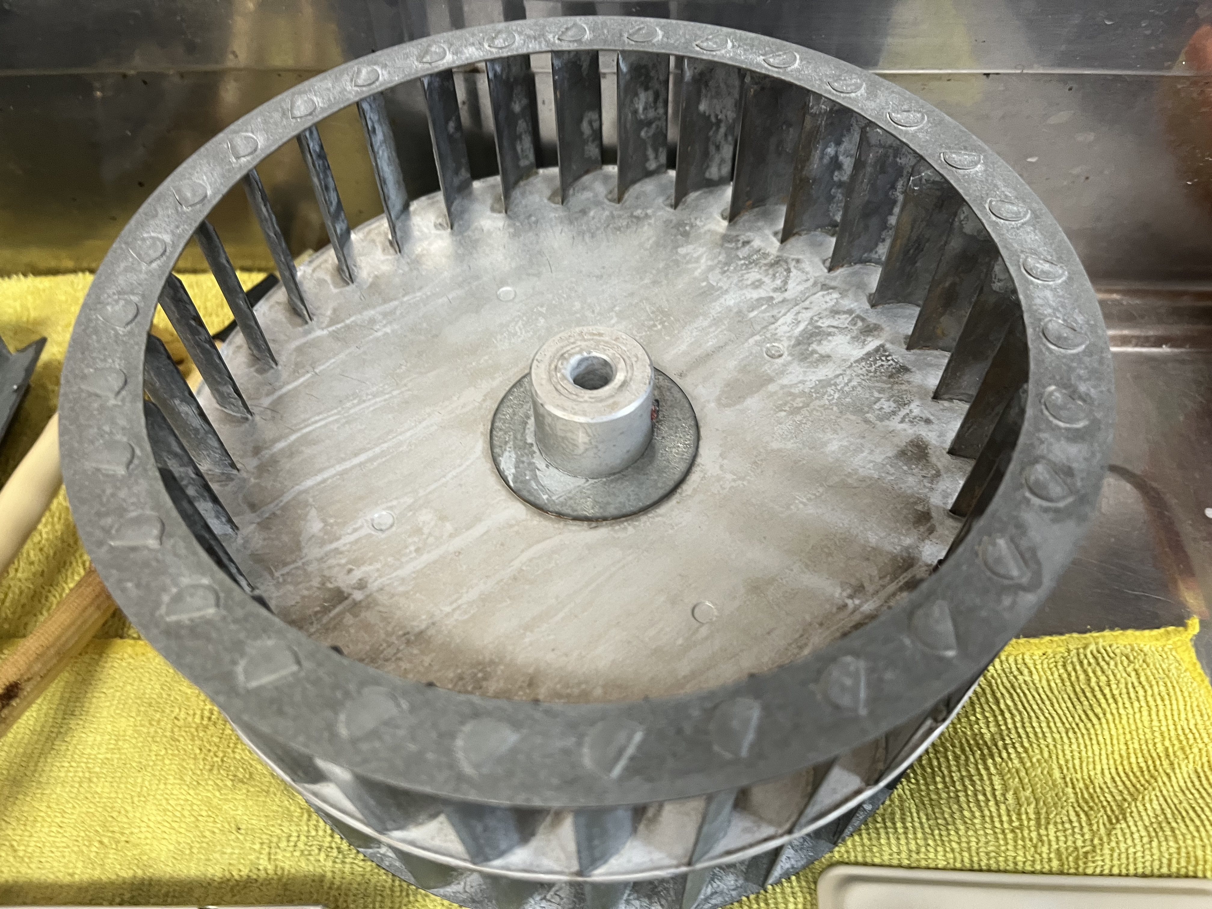 京都府京都市下京区西七条東石ケ坪町のレンジフードクリーニングの作業後2