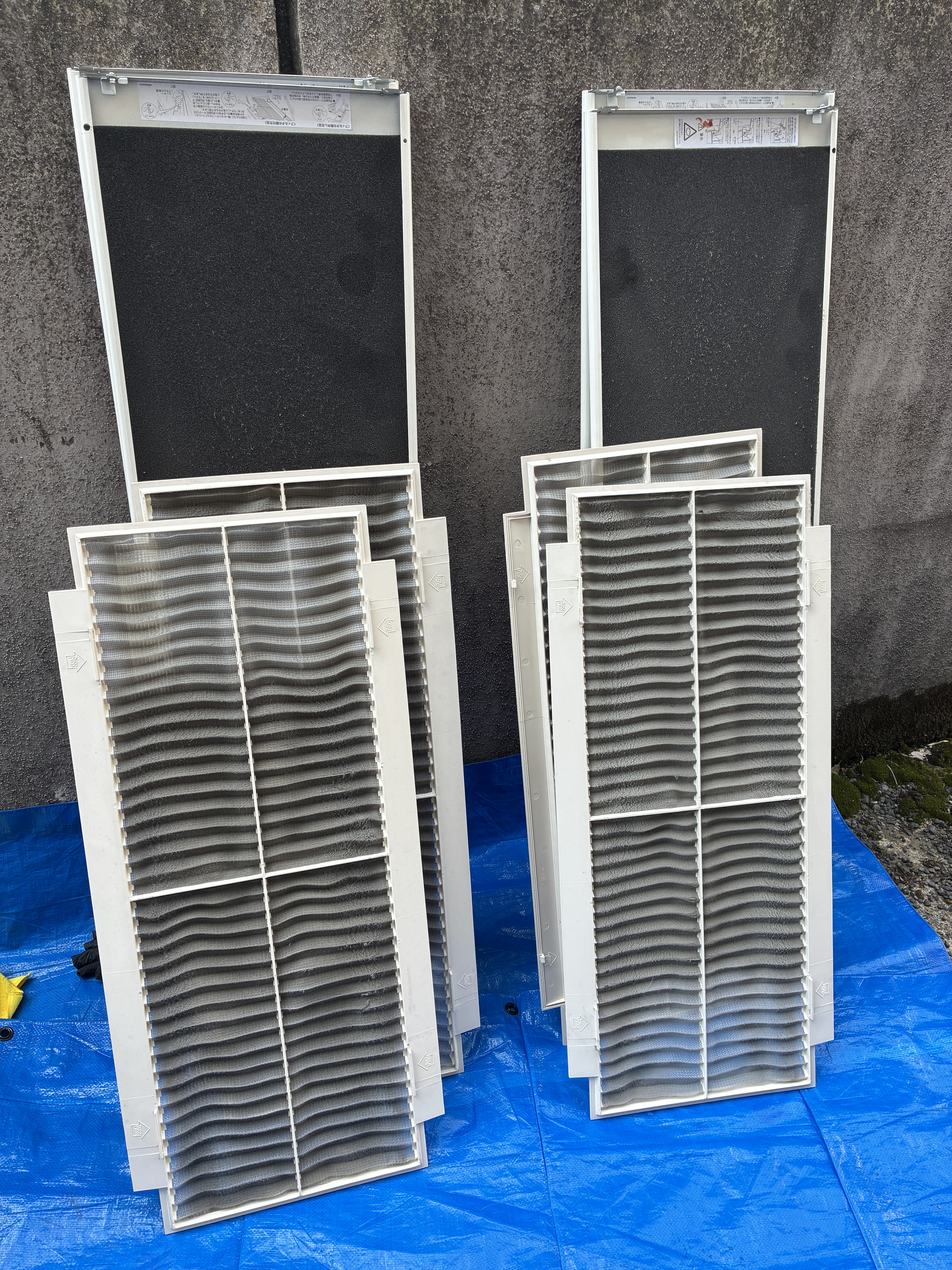 茨城県取手市の業務用天井埋め込みエアコンの作業前1