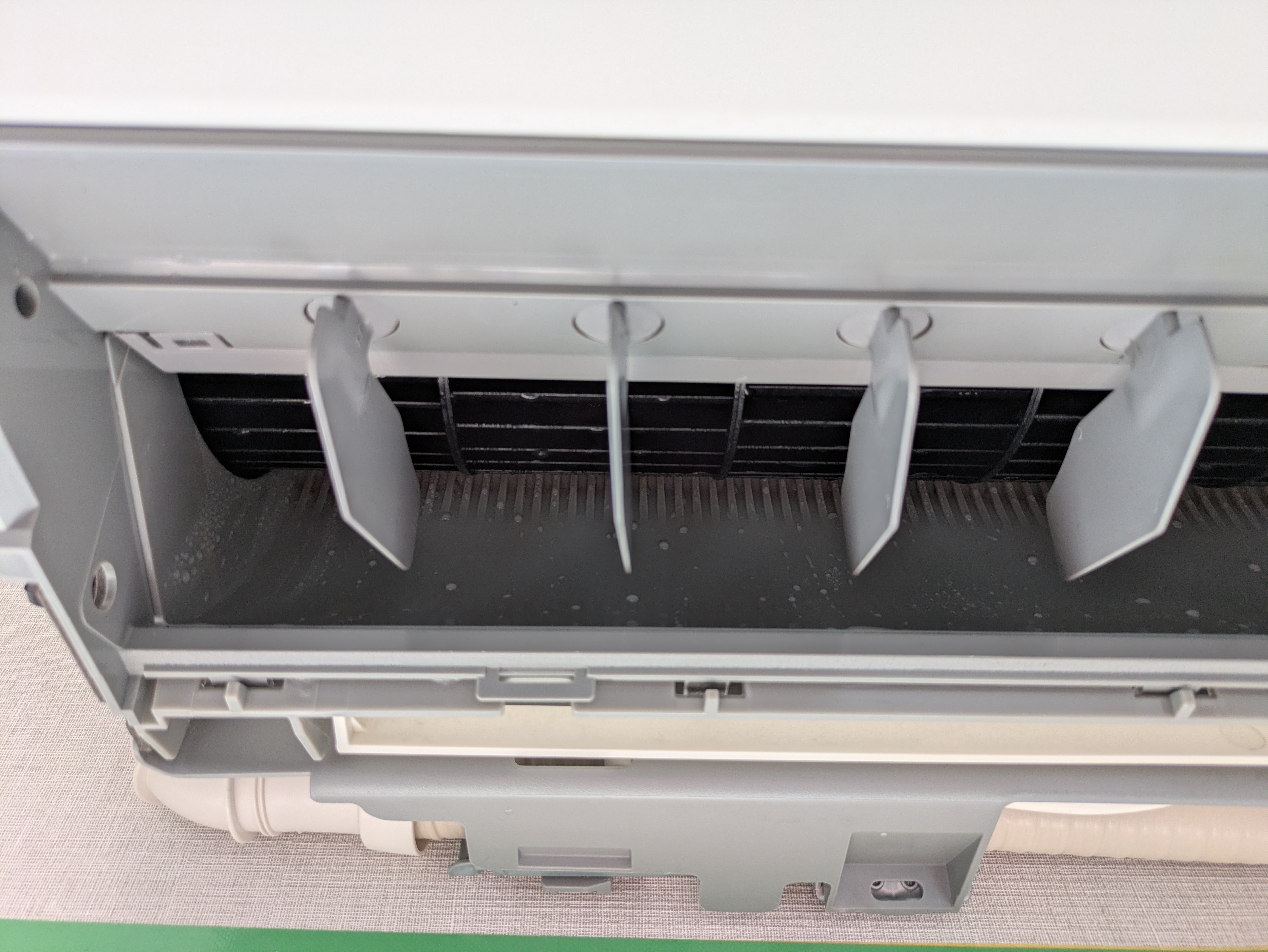 埼玉県さいたま市南区沼影のお掃除機能付きエアコンの作業後1