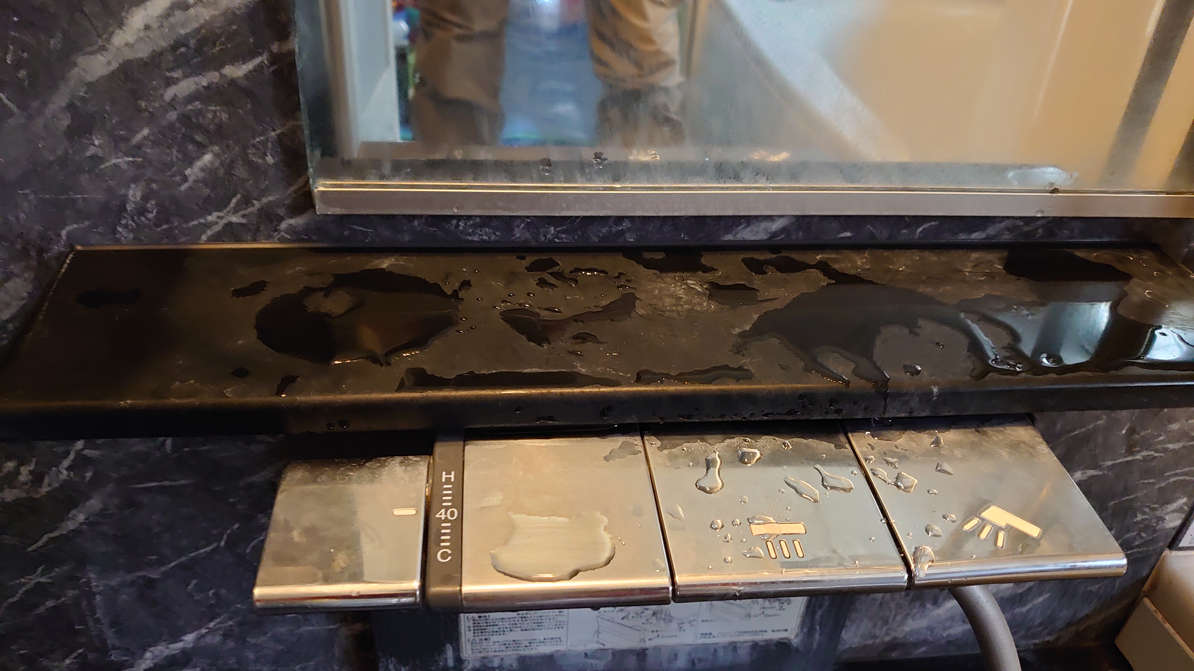 東京都国分寺市の浴室・お風呂クリーニングの作業前1