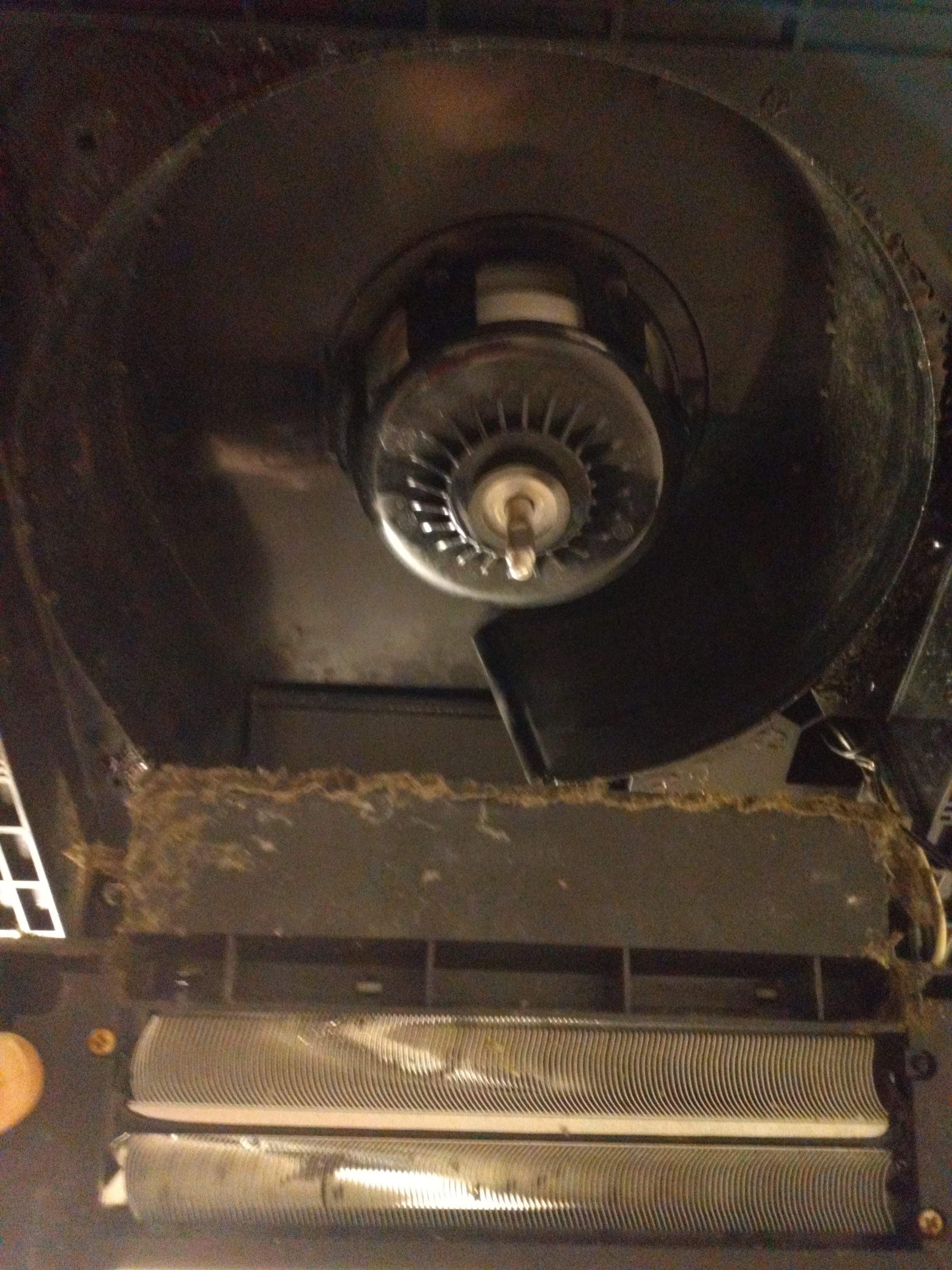 青森県八戸市の追い焚き配管除菌洗浄の作業前2