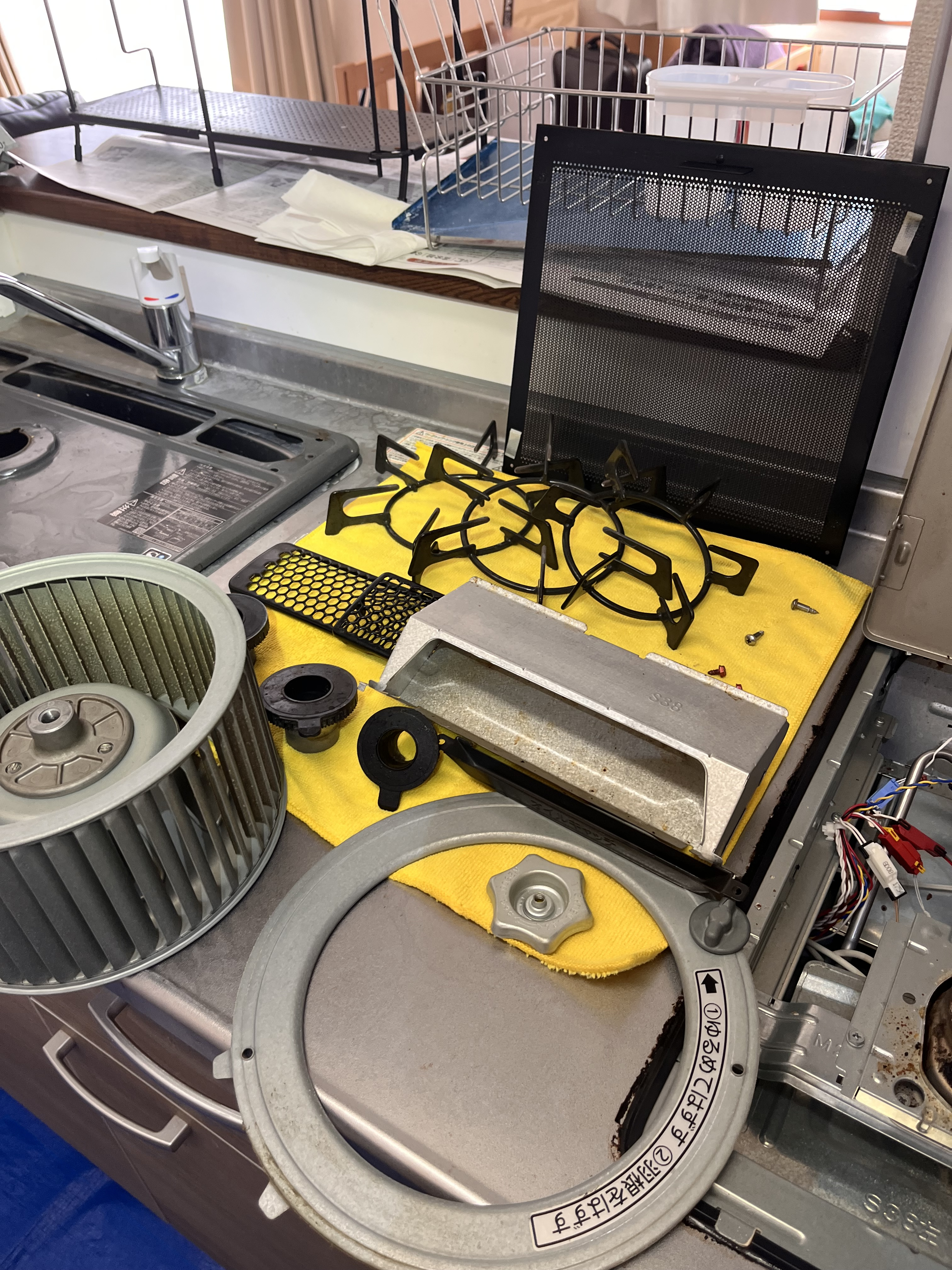 埼玉県さいたま市南区のキッチンクリーニングの作業前1