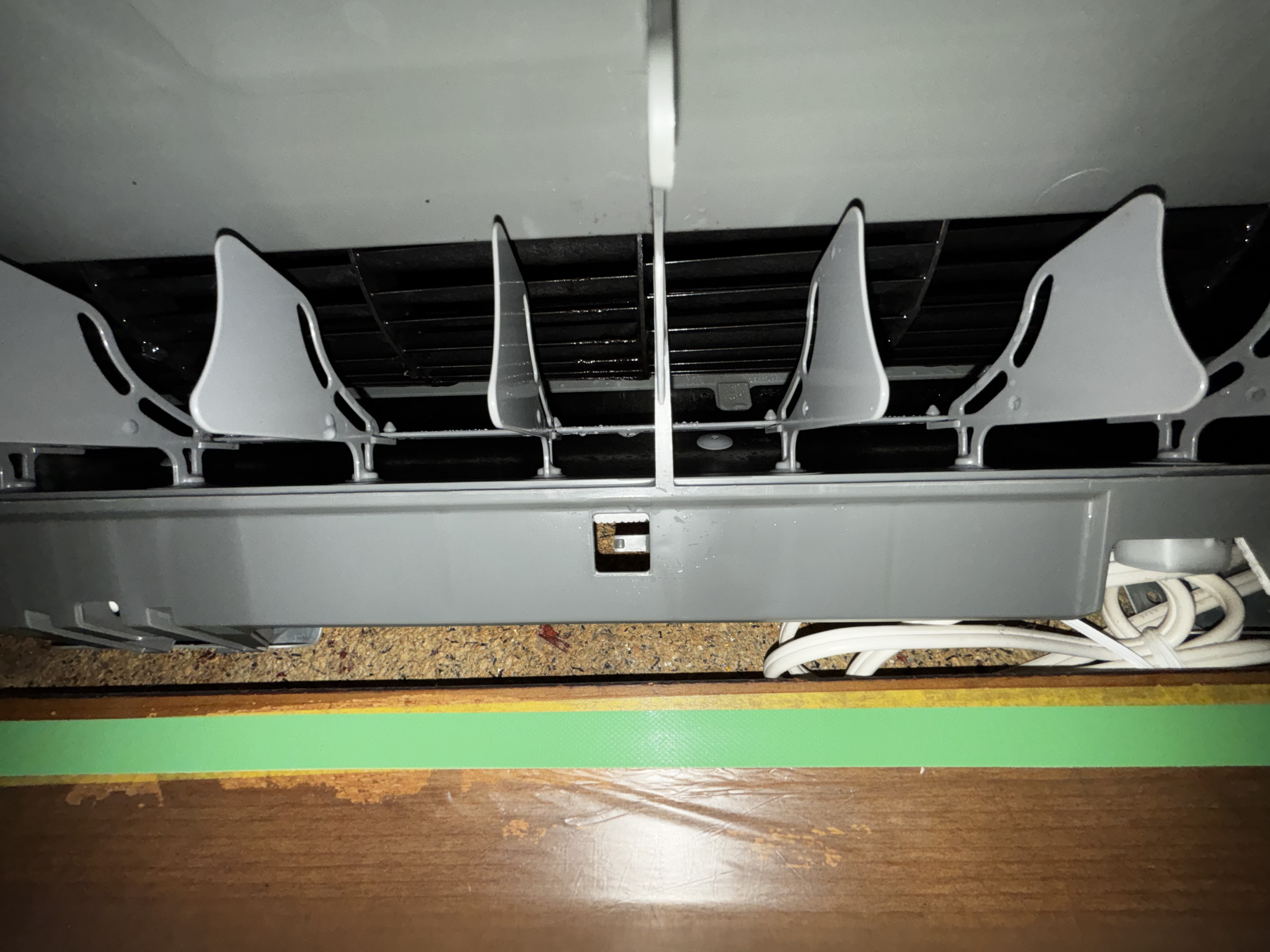 千葉県千葉市花見川区のお掃除機能付きエアコンの作業後1