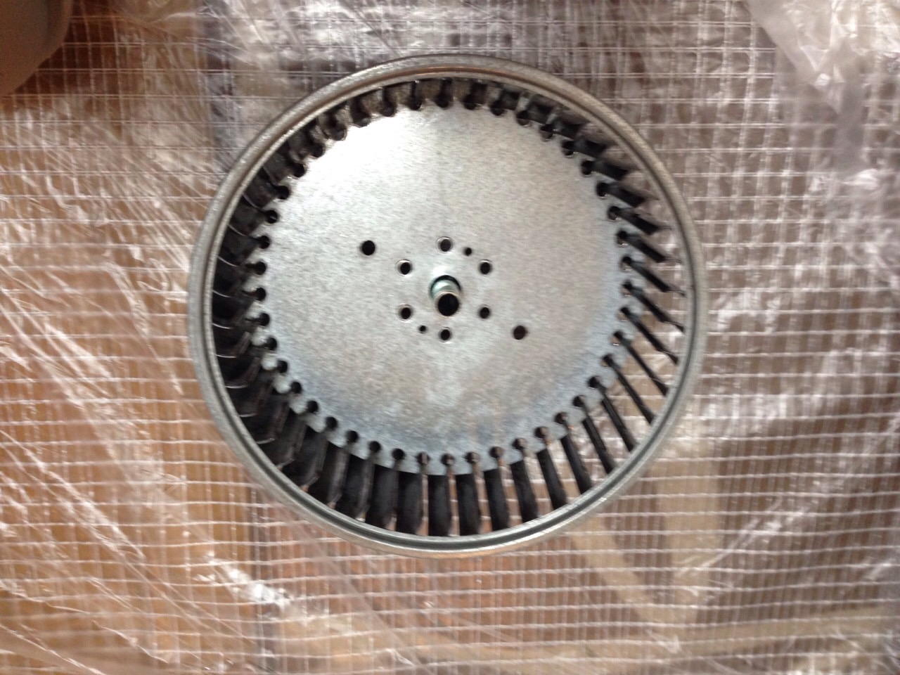 青森県弘前市のレンジフードクリーニングの作業後1