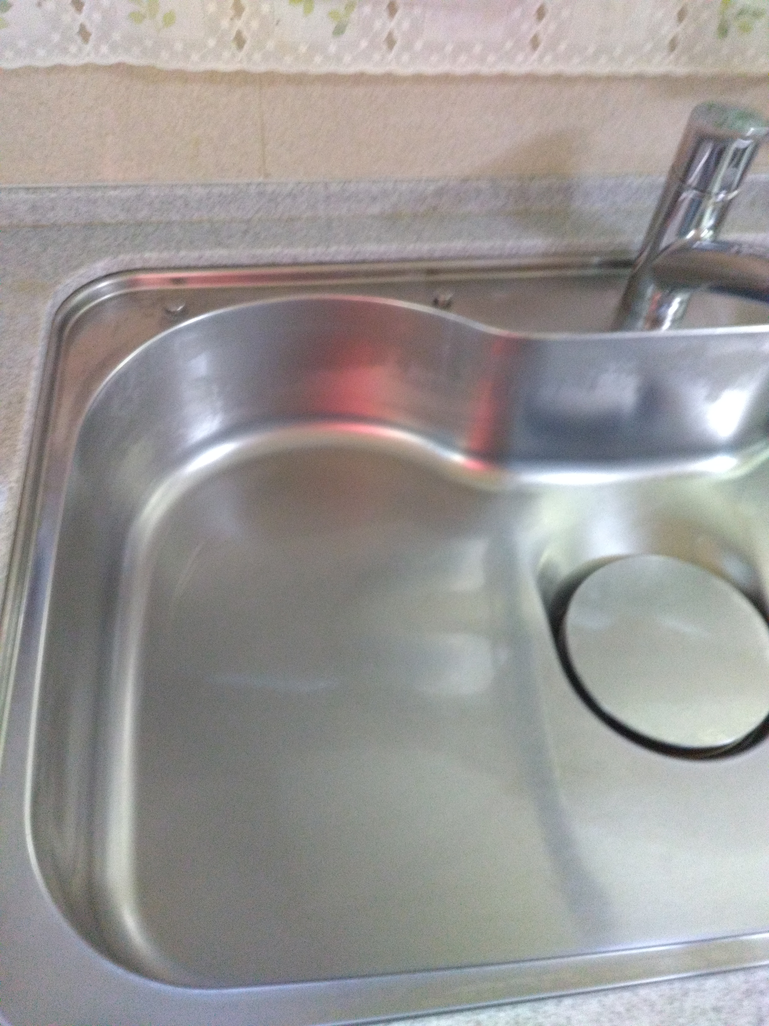 青森県八戸市のキッチンクリーニングの作業後3