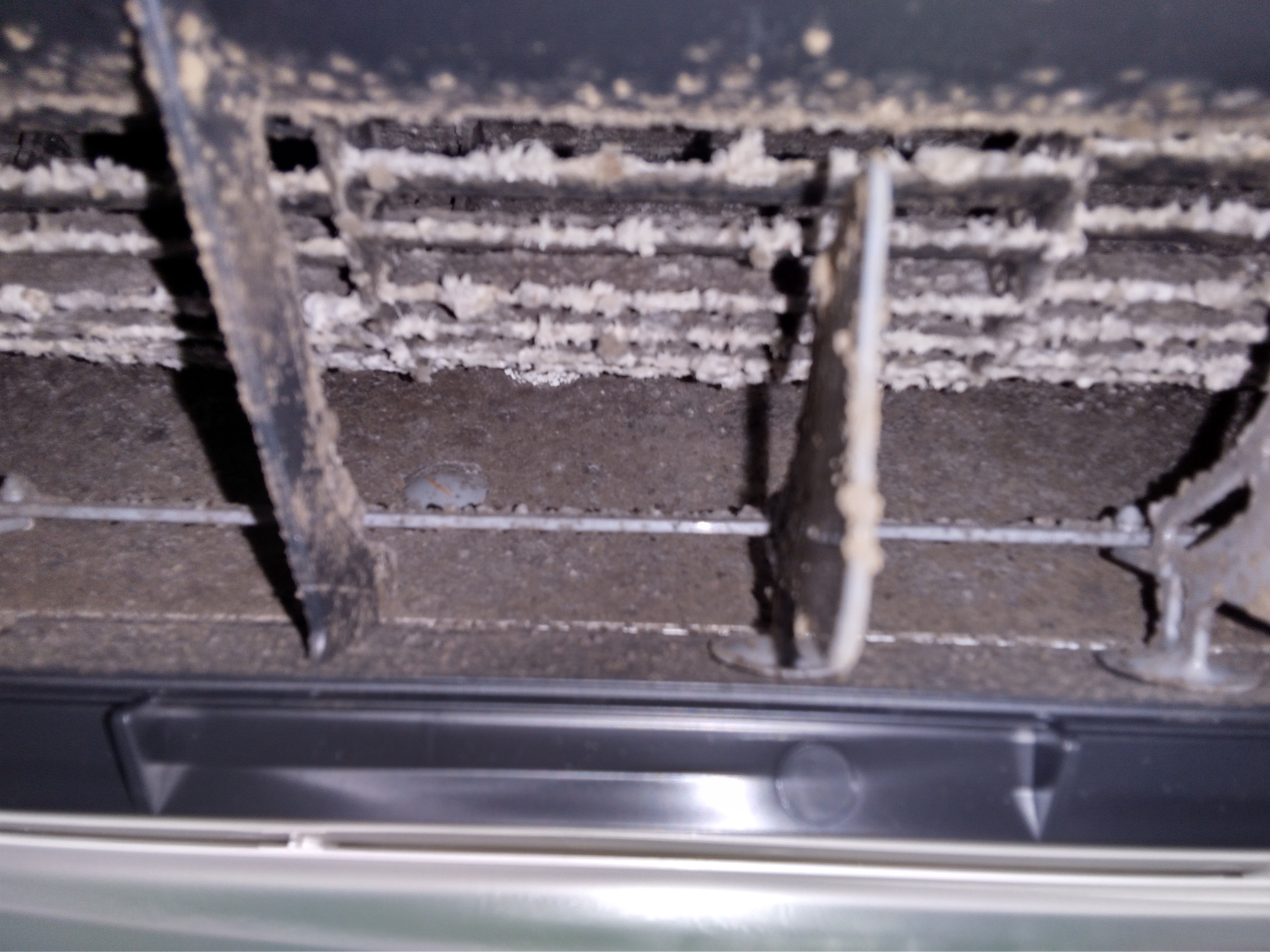 兵庫県姫路市の壁掛けエアコンの作業前1