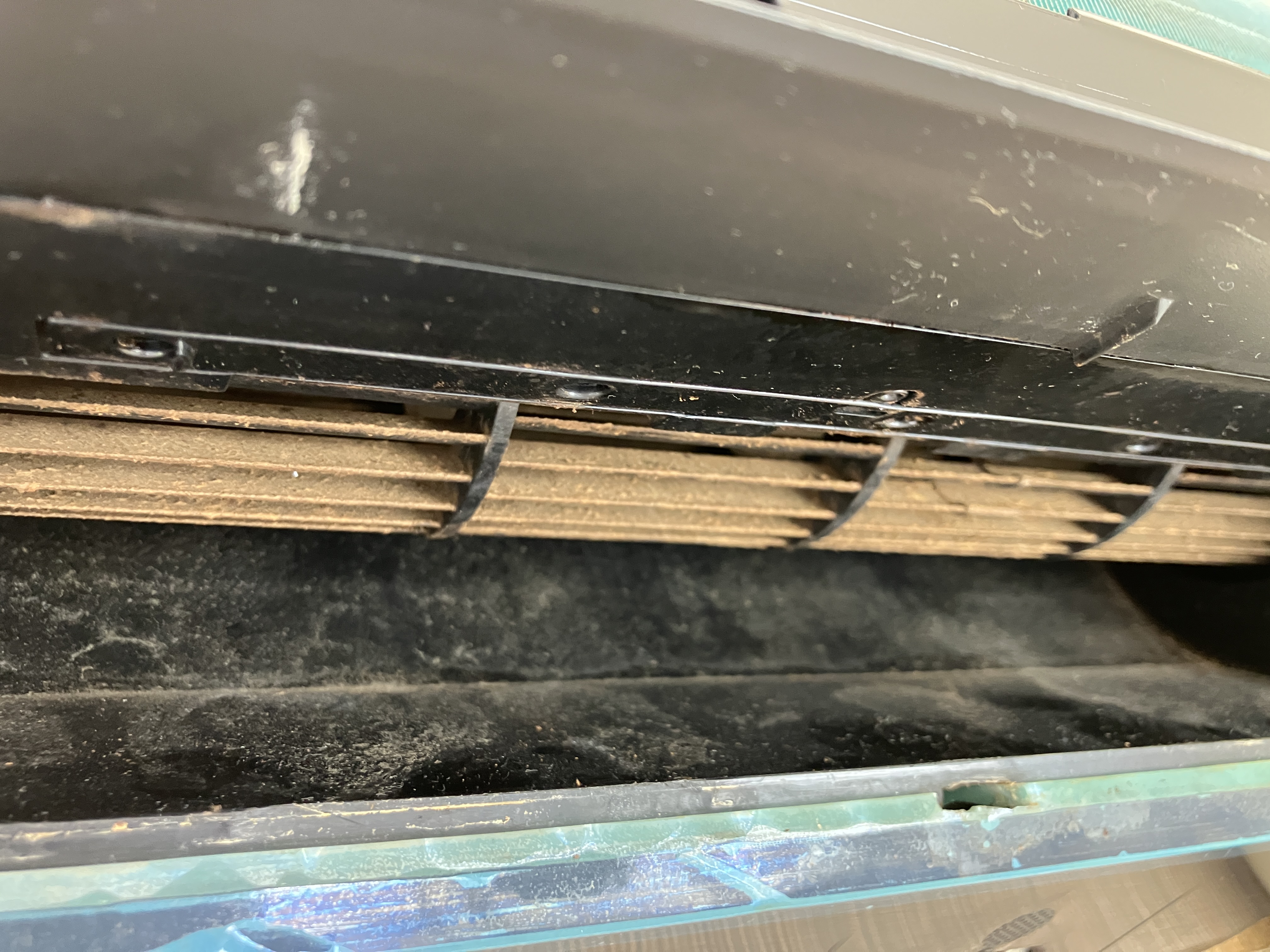 宮城県仙台市太白区の壁掛けエアコンの作業前1