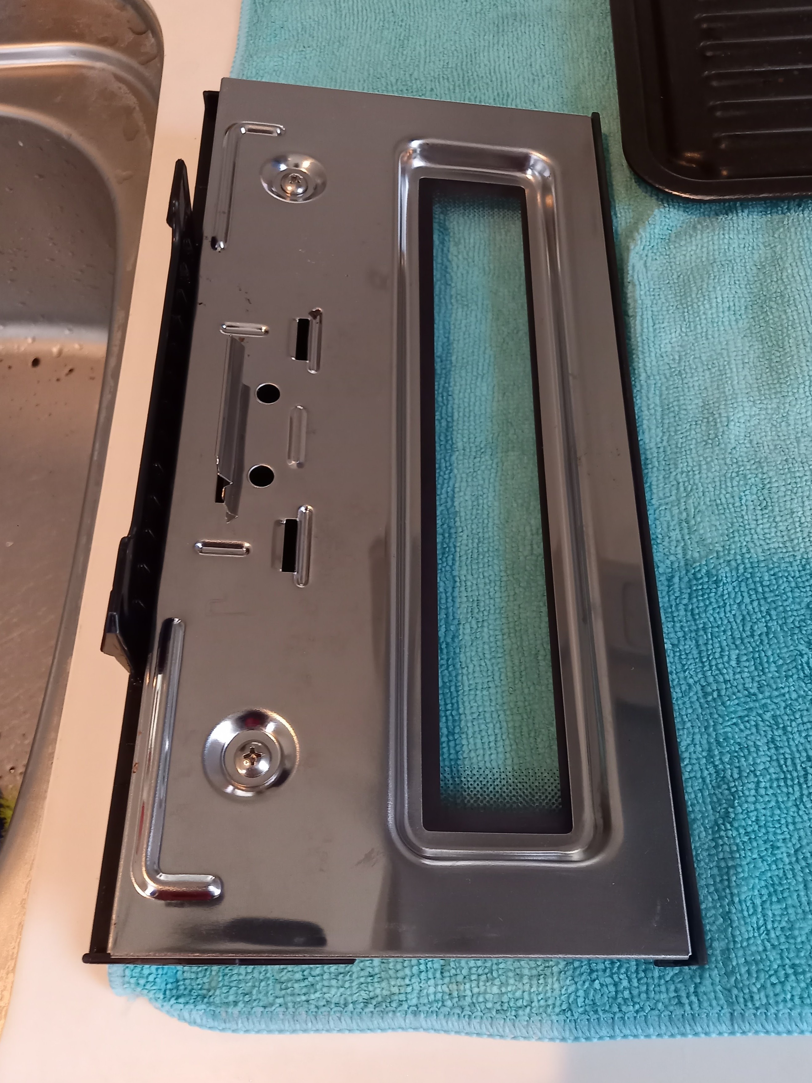 福岡県福岡市城南区鳥飼のキッチンクリーニングの作業後1