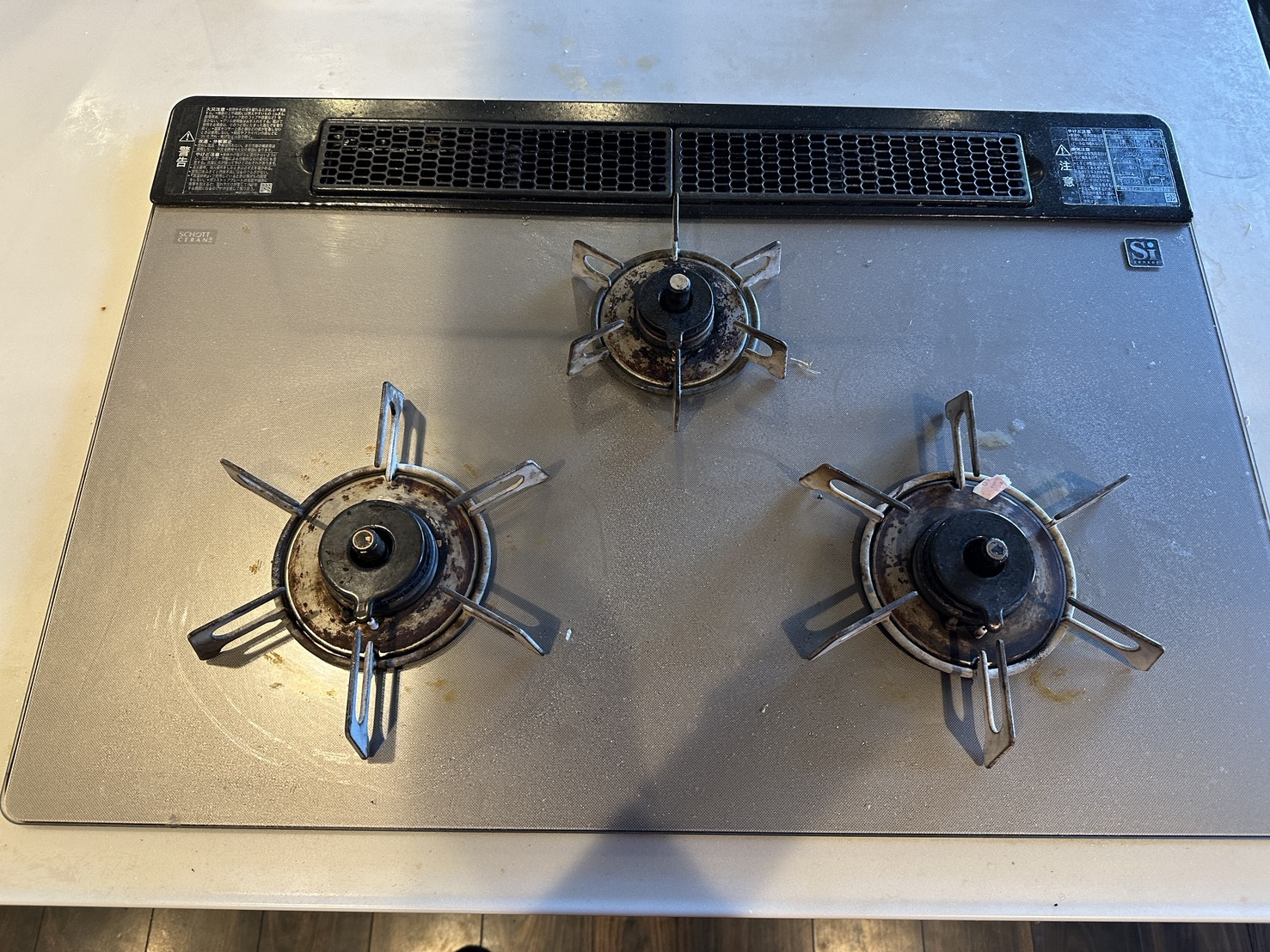 福岡県北九州市八幡西区折尾のキッチンクリーニングの作業前1