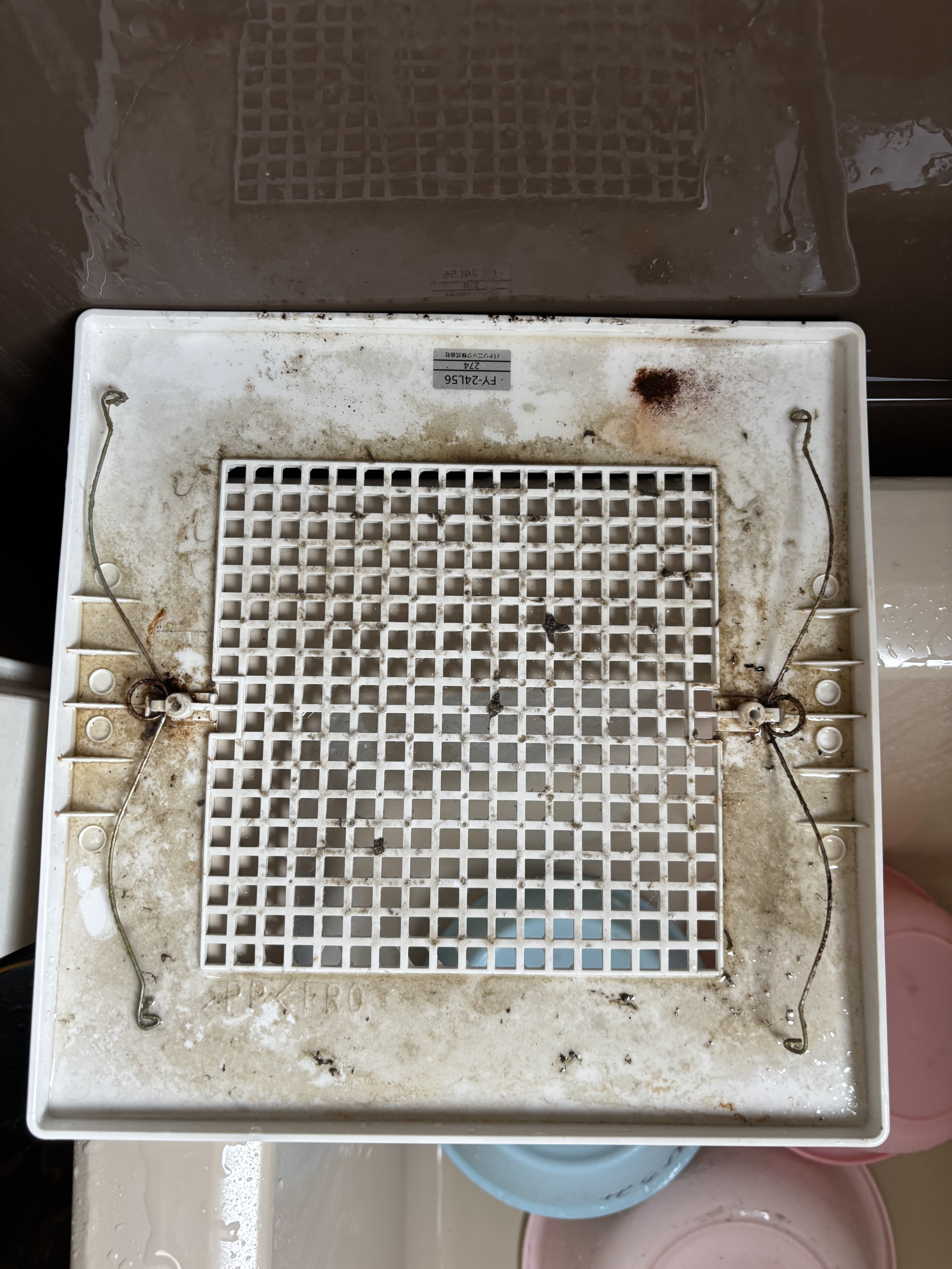 宮城県仙台市太白区袋原の浴室・お風呂クリーニングの作業前1