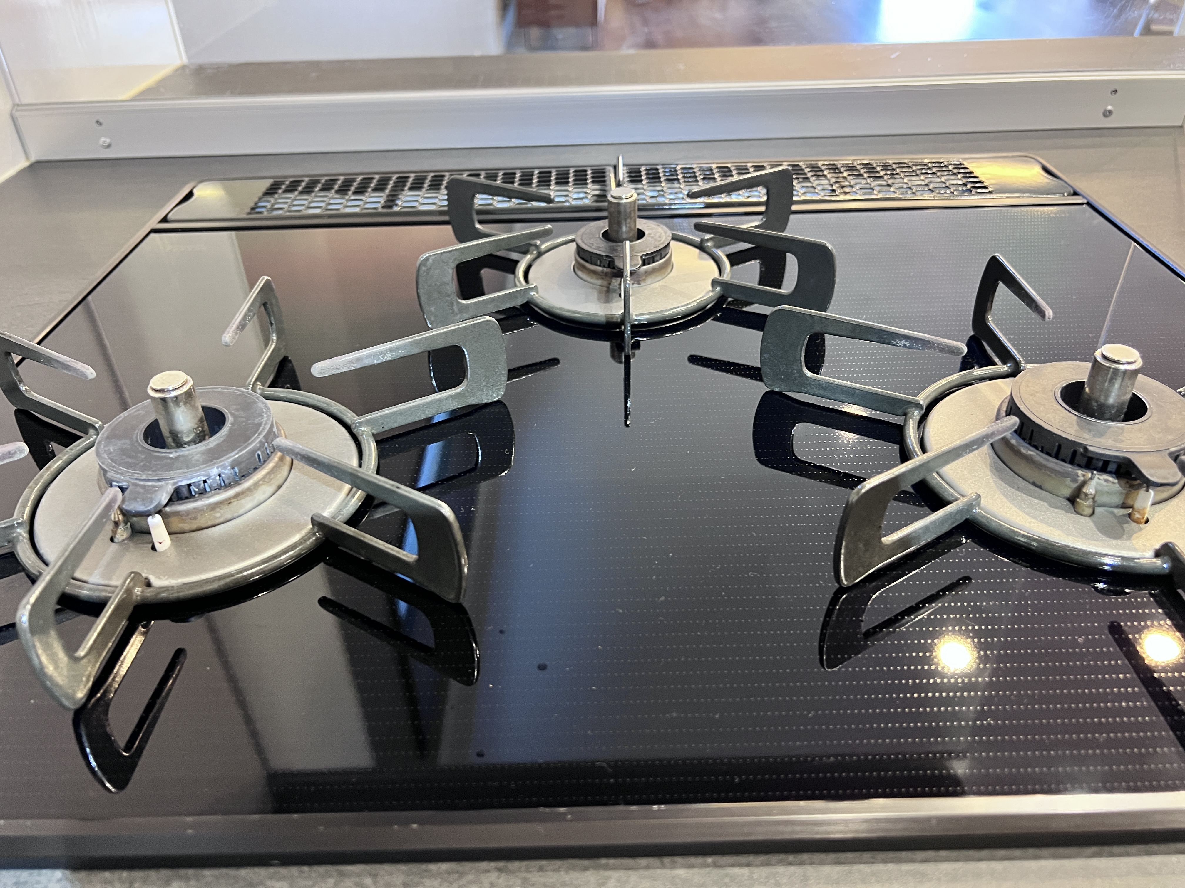 千葉県白井市根のキッチンクリーニングの作業後1