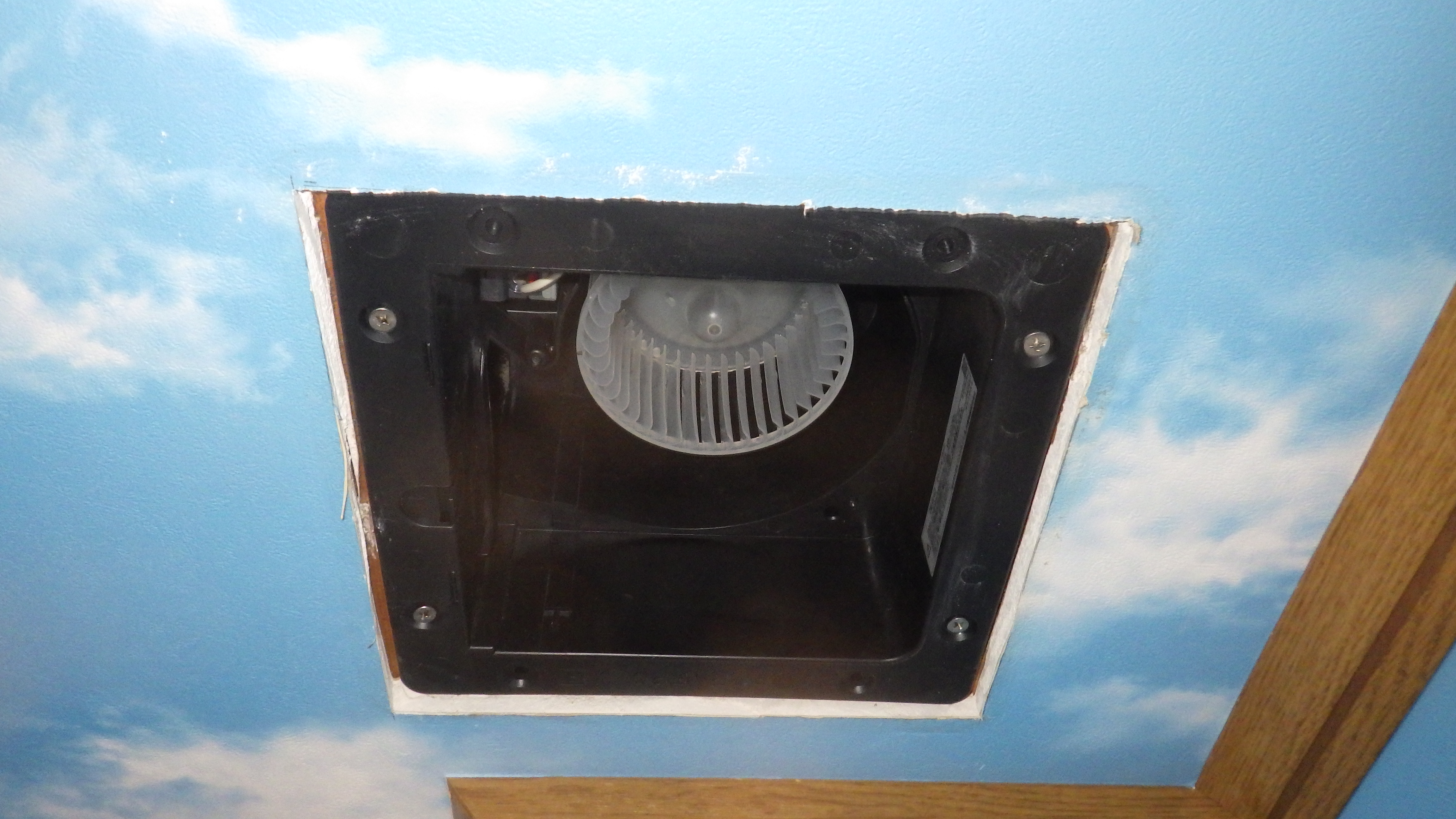 東京都新宿区大久保のトイレクリーニングの作業後1