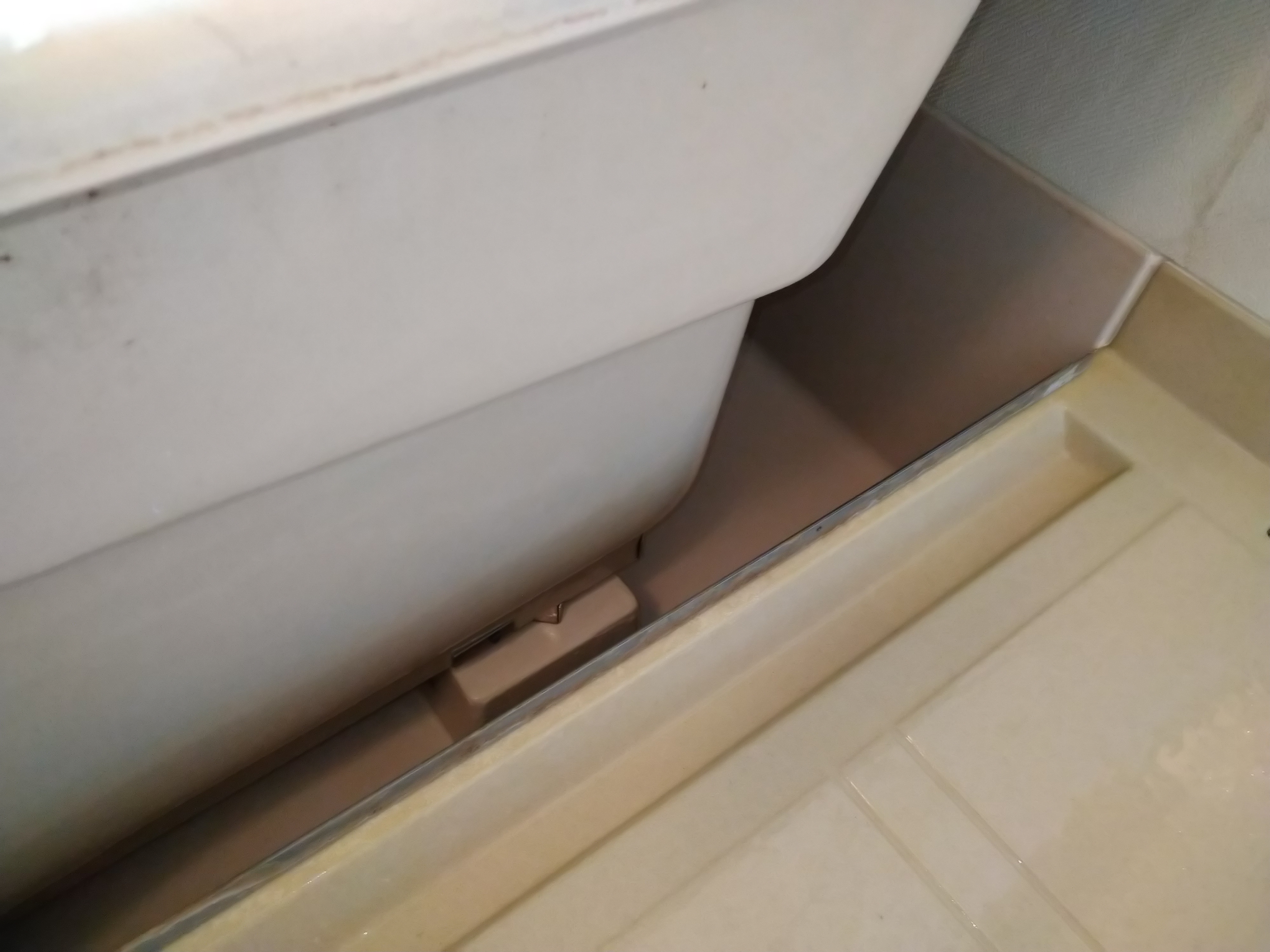 静岡県浜松市浜名区の浴室・お風呂クリーニングの作業後2