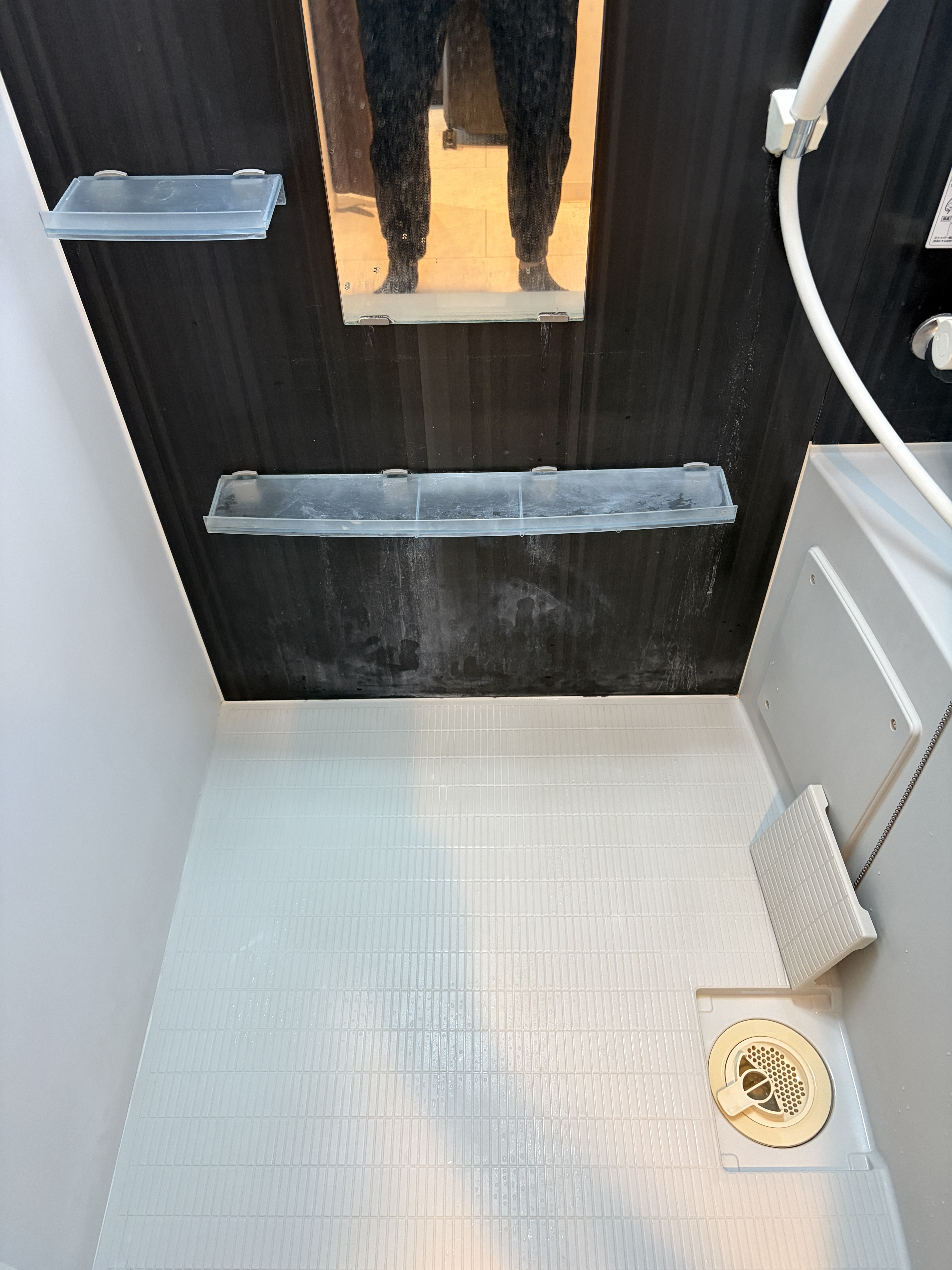 東京都足立区綾瀬の浴室・お風呂クリーニングの作業前1