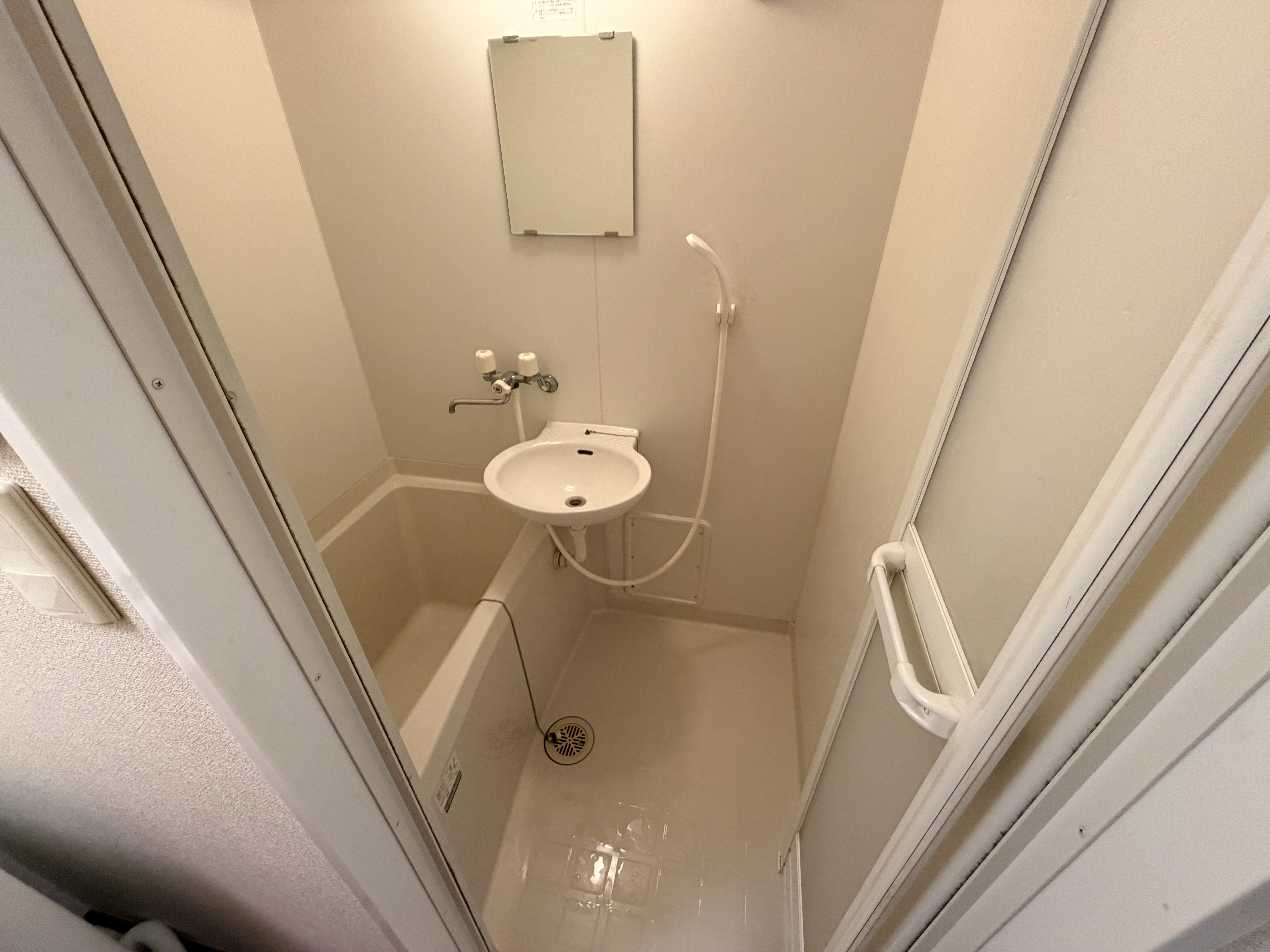 千葉県千葉市中央区裕光の賃貸住宅退去後の原状回復クリーニングの作業後1