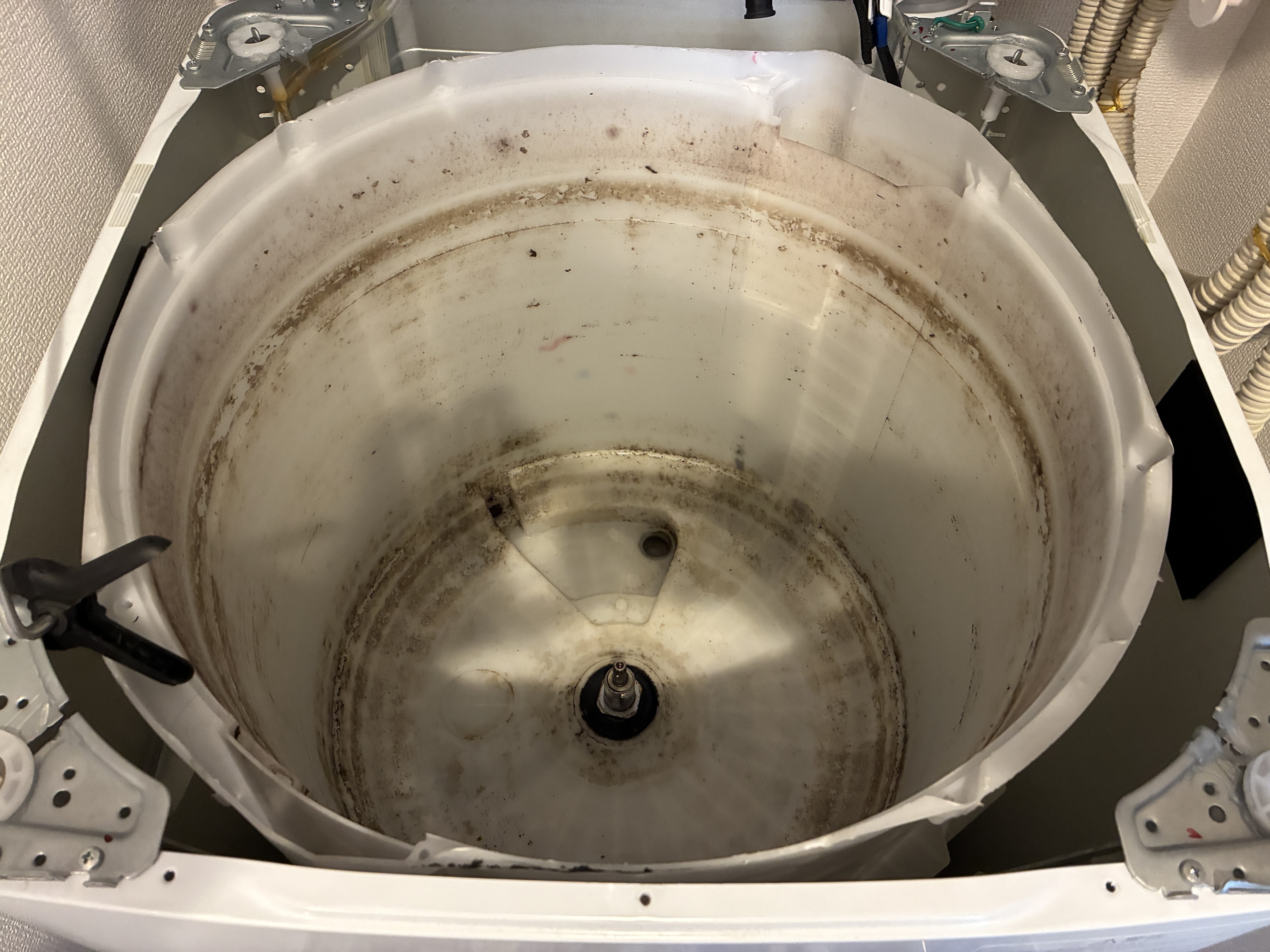 茨城県筑西市の洗濯機分解クリーニングの作業前1