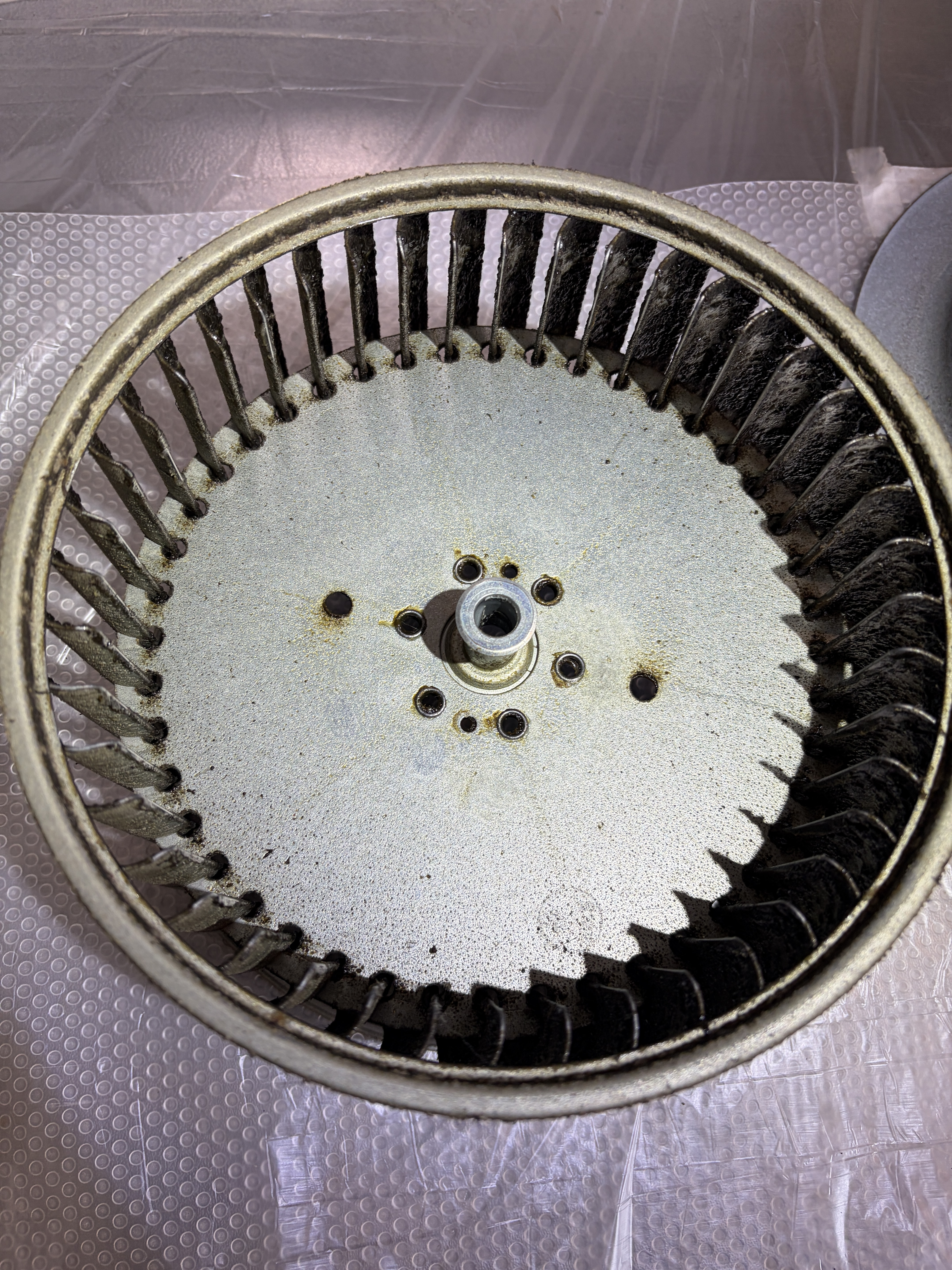 福岡県福岡市博多区のレンジフードクリーニングの作業前1