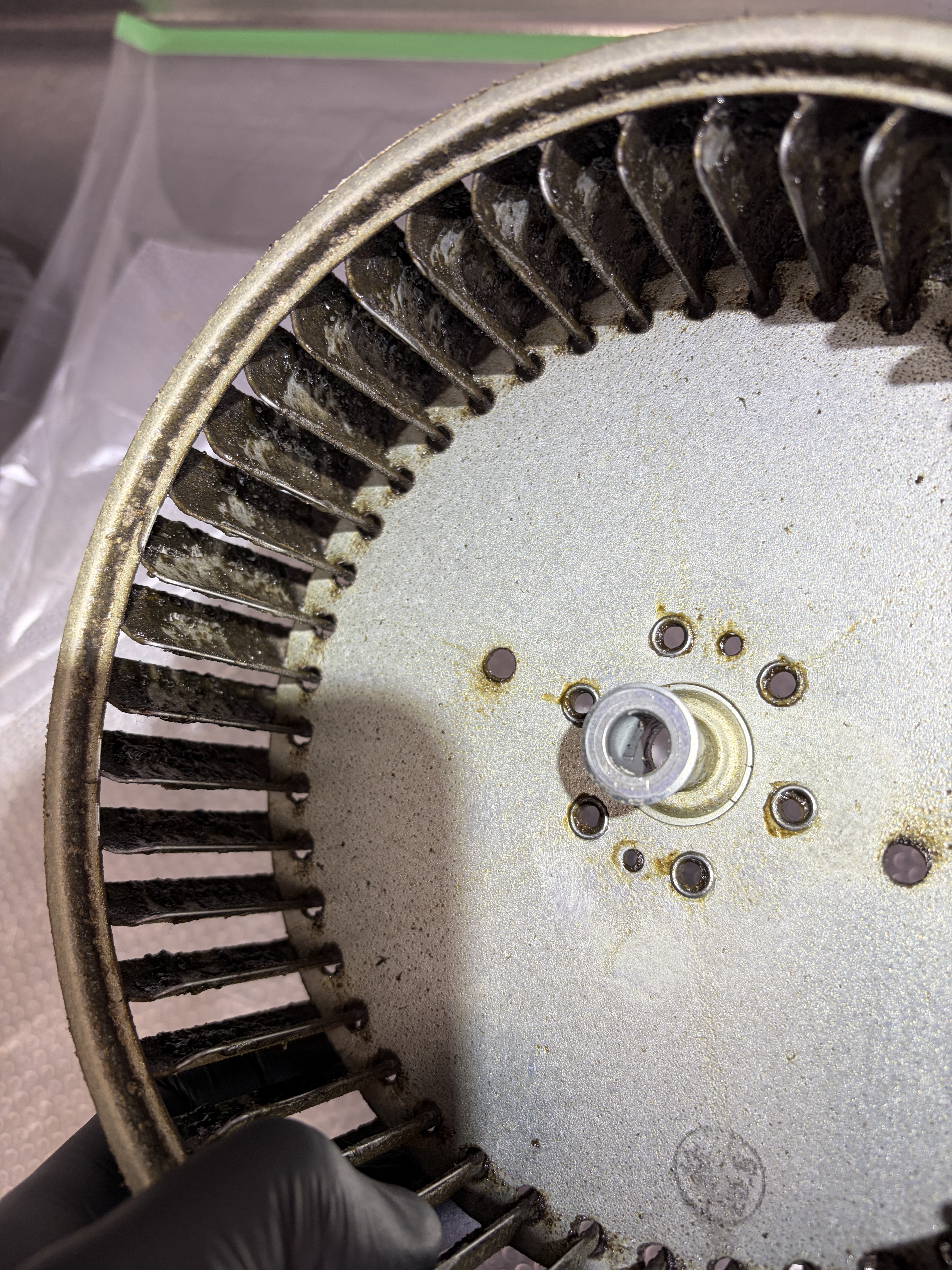 福岡県福岡市博多区のレンジフードクリーニングの作業前2