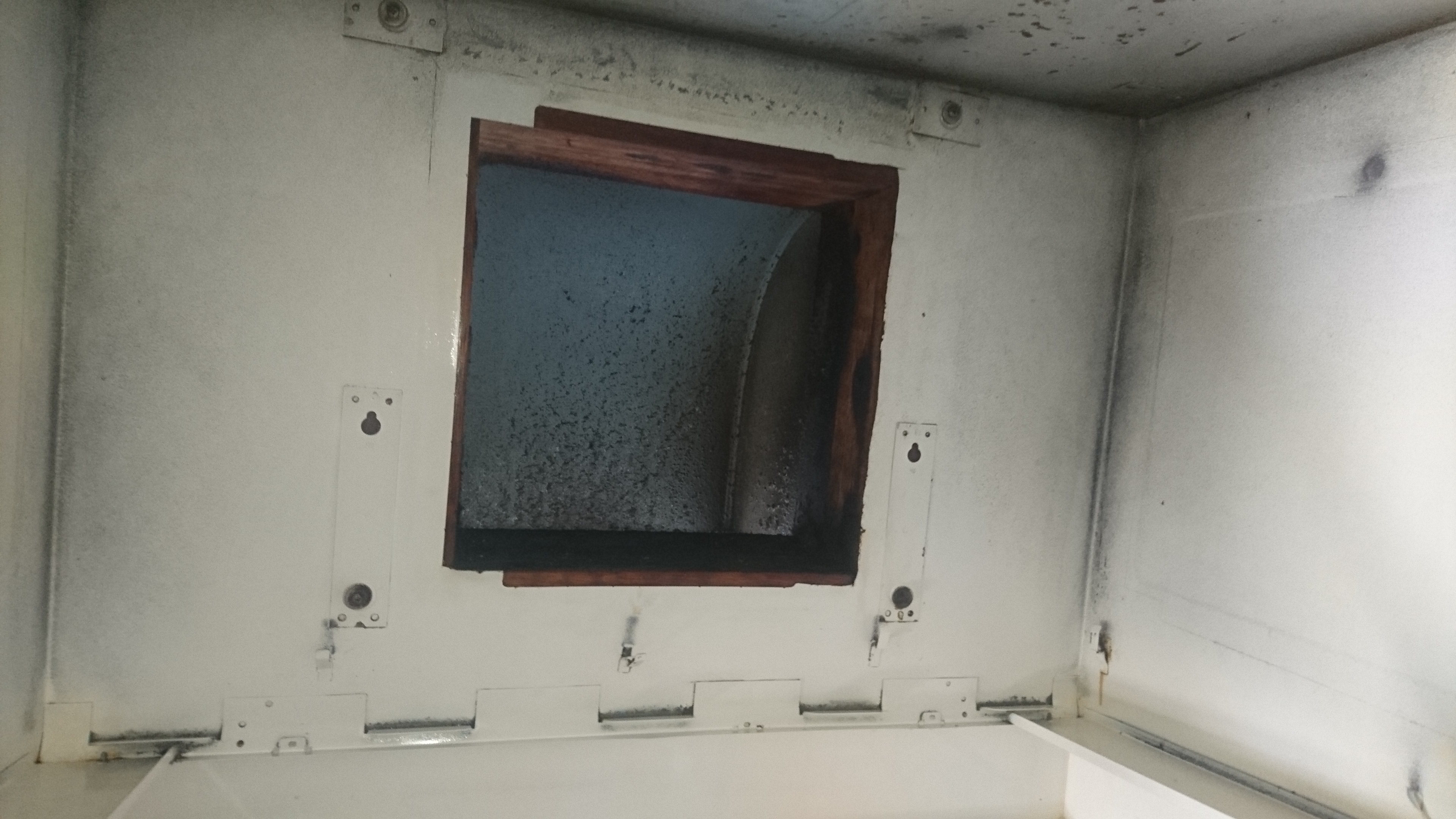 東京都東大和市のレンジフードクリーニングの作業後1