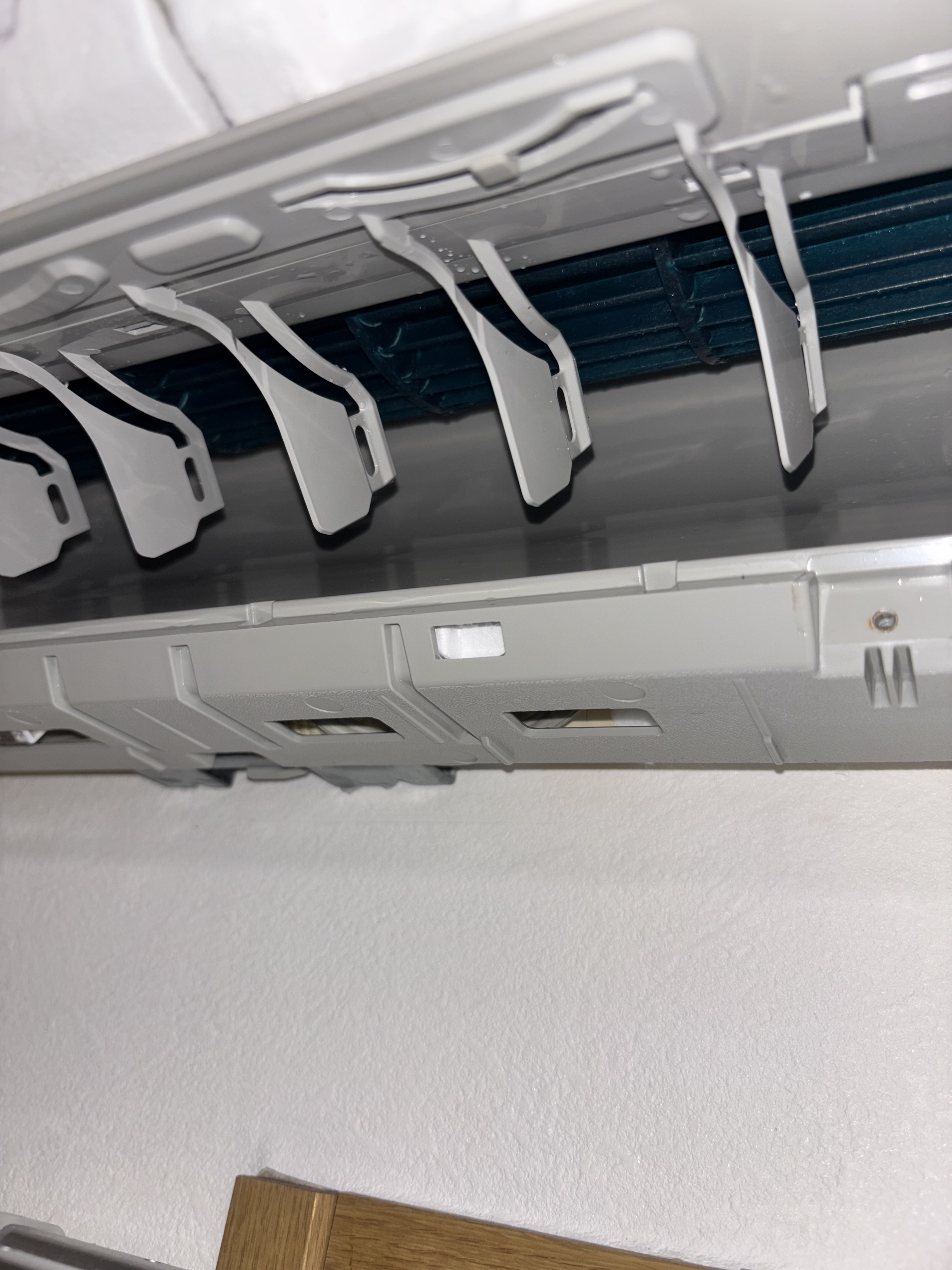 神奈川県藤沢市の壁掛けエアコンの作業後2