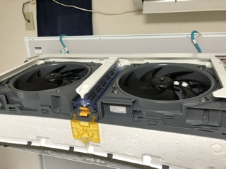 東京都世田谷区新町のお掃除機能付きエアコンの作業後1
