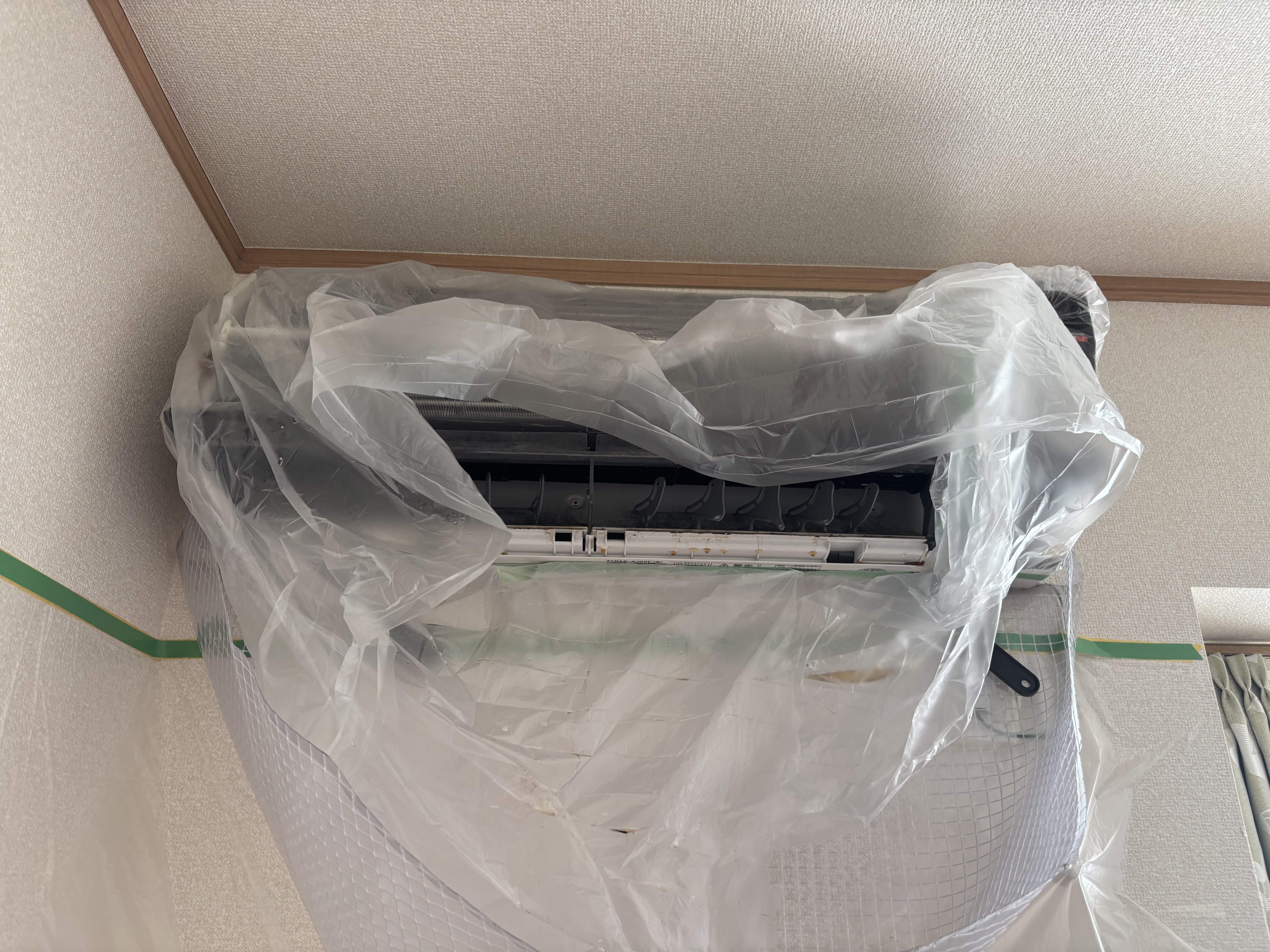 宮城県仙台市青葉区水の森のお掃除機能付きエアコンの作業前1