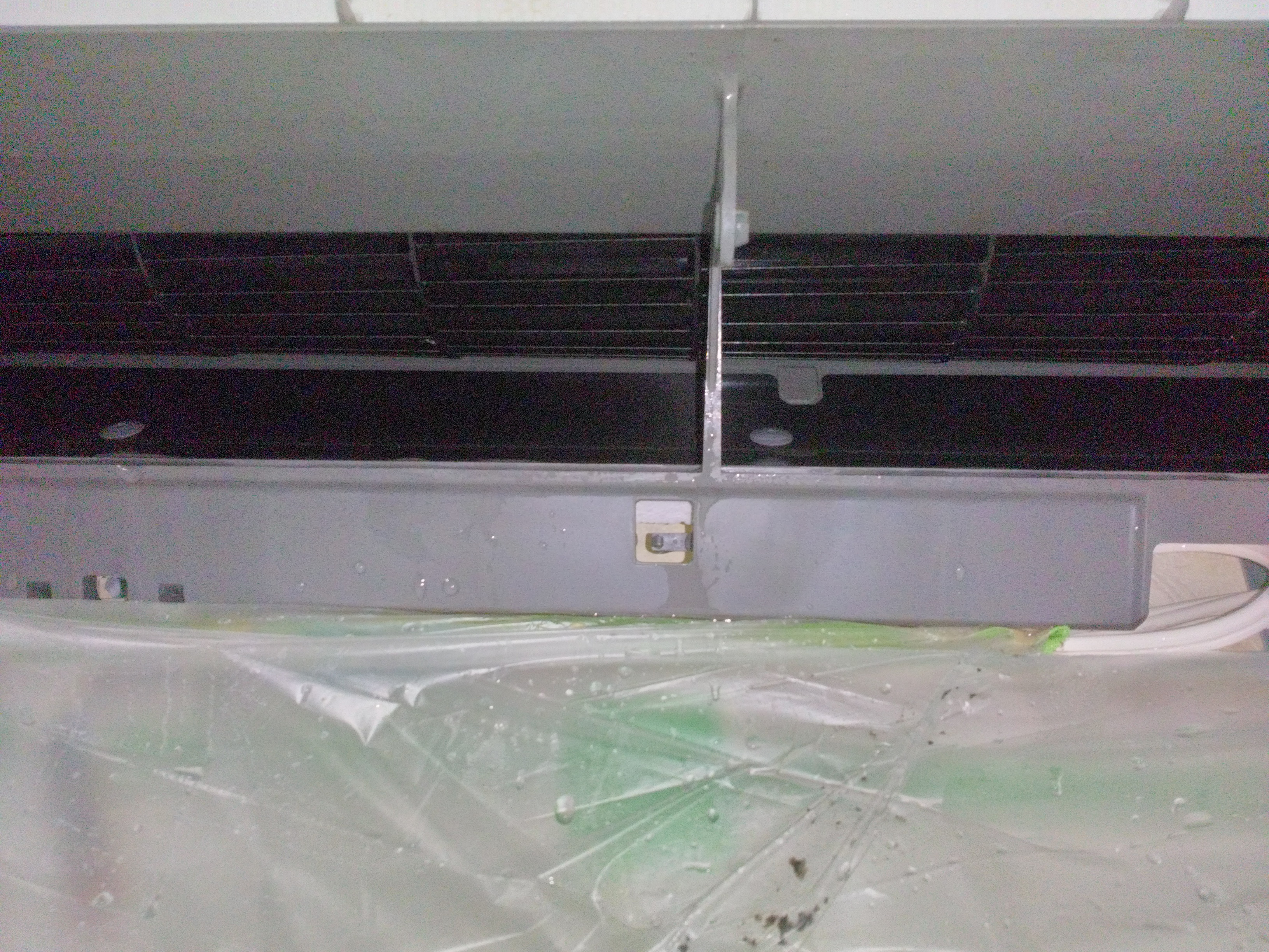 熊本県菊池郡菊陽町武蔵ヶ丘北1丁目のお掃除機能付きエアコンの作業後1