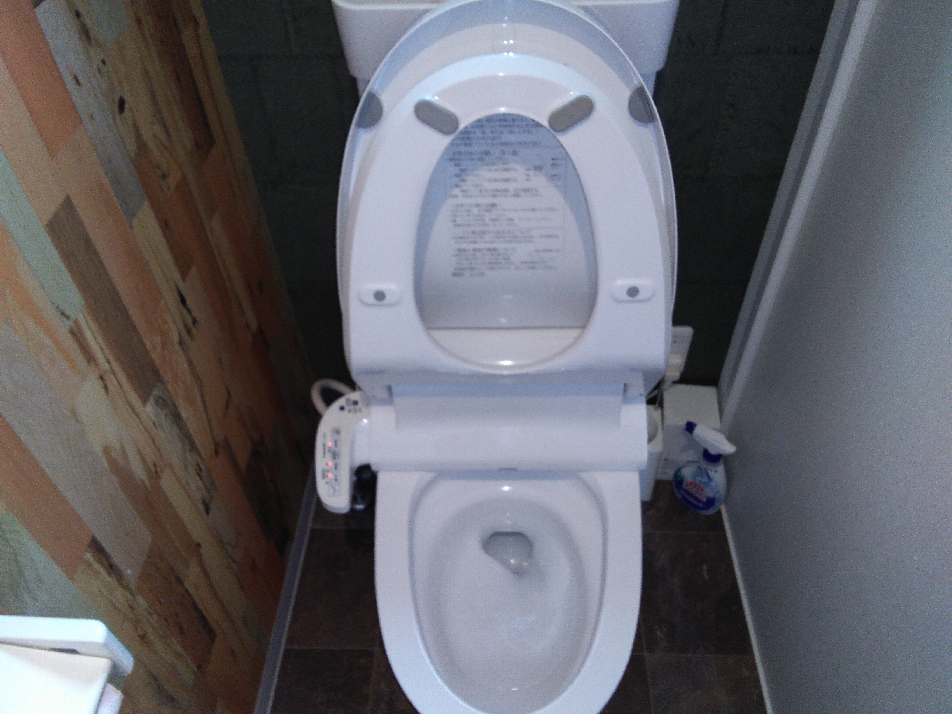 兵庫県姫路市のトイレクリーニングの作業前1