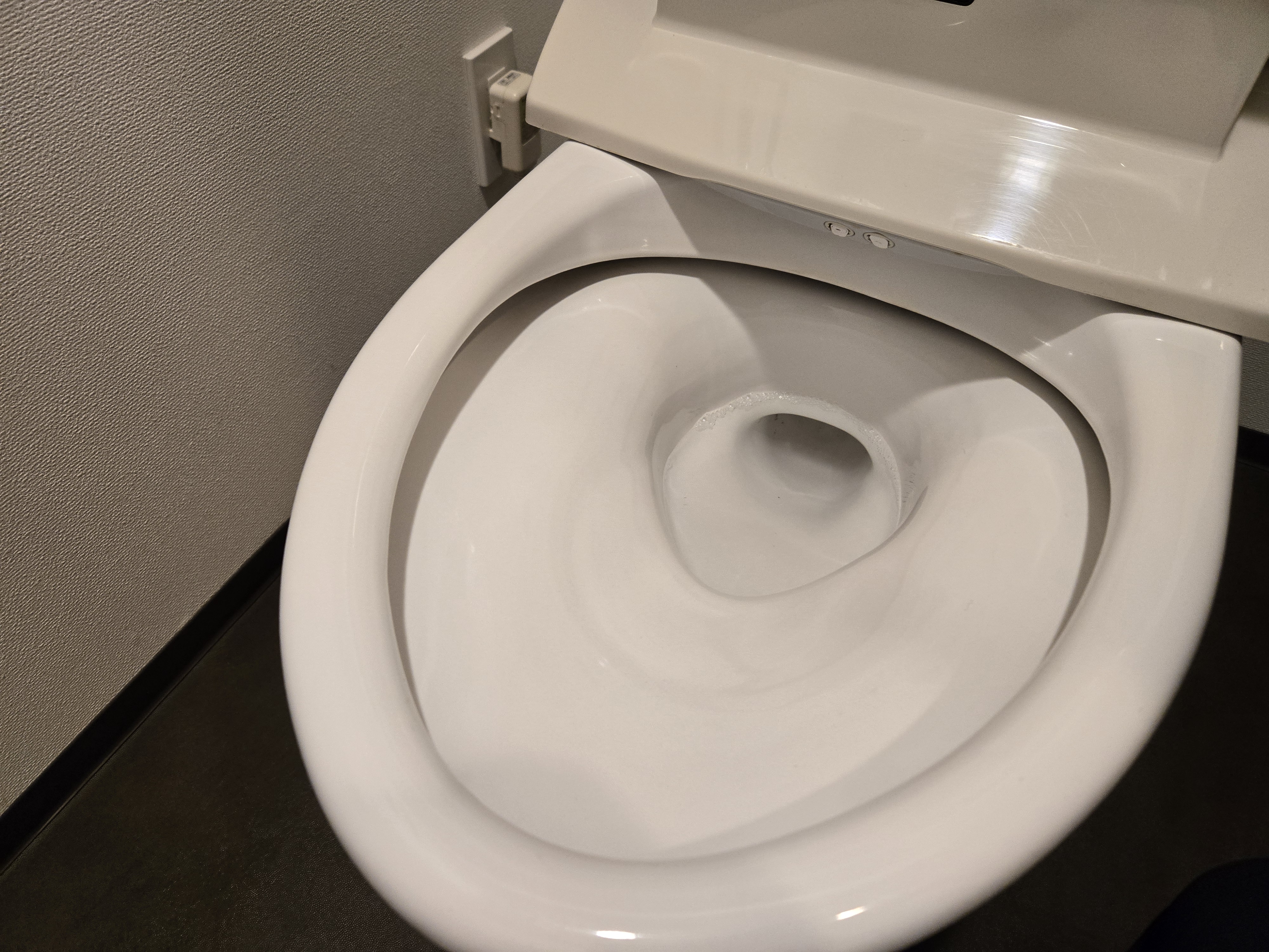 東京都小平市のトイレクリーニングの作業後1
