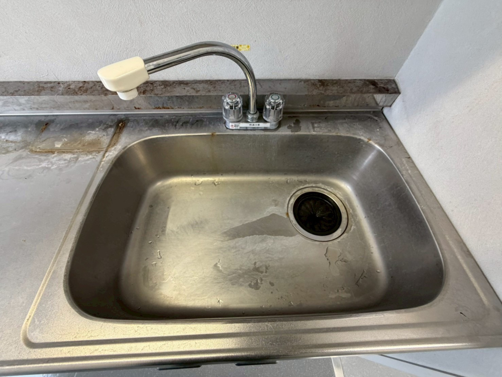 茨城県水戸市のオフィス清掃の作業前1