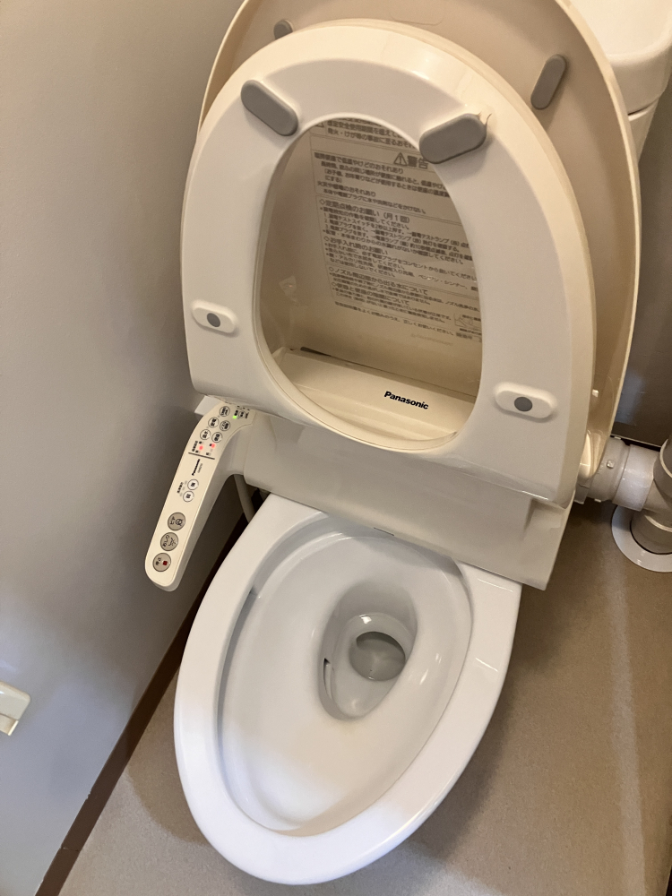 福岡県太宰府市の洗面所クリーニングの作業後3