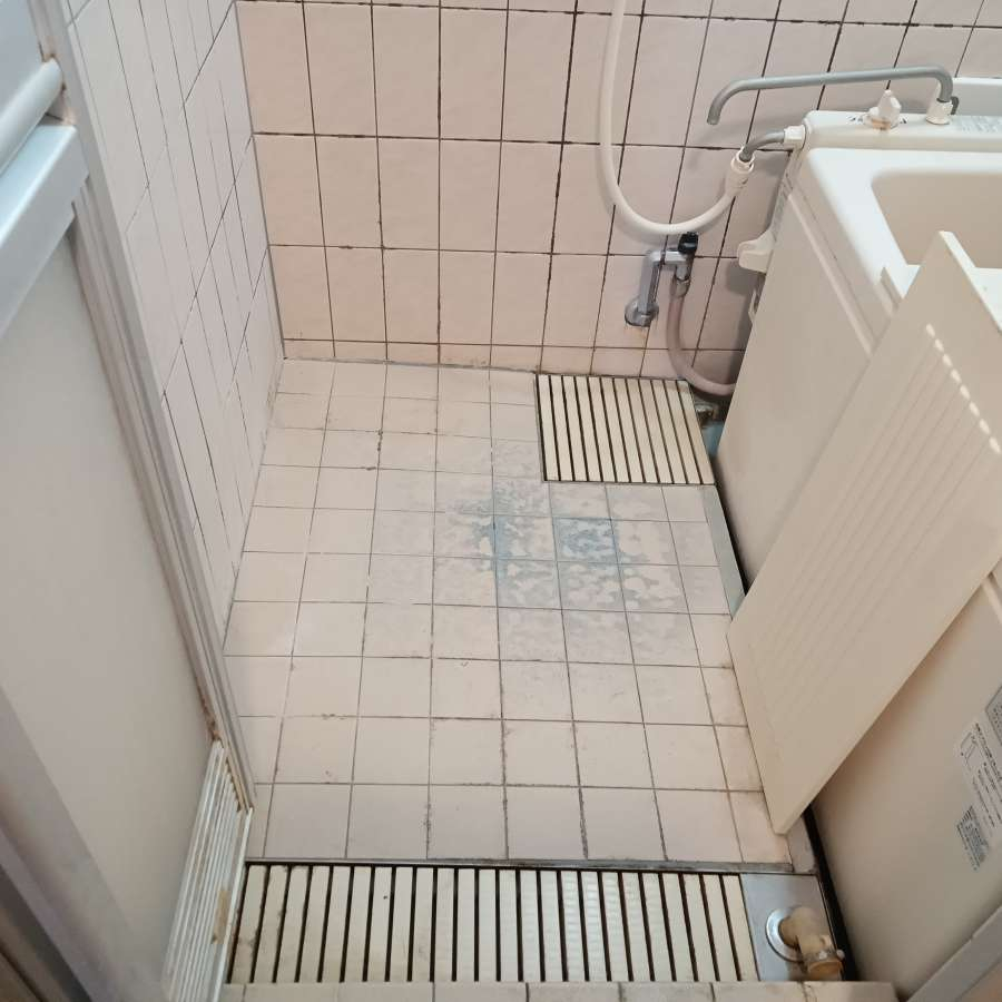 東京都江東区の賃貸住宅退去後の原状回復クリーニングの作業前1