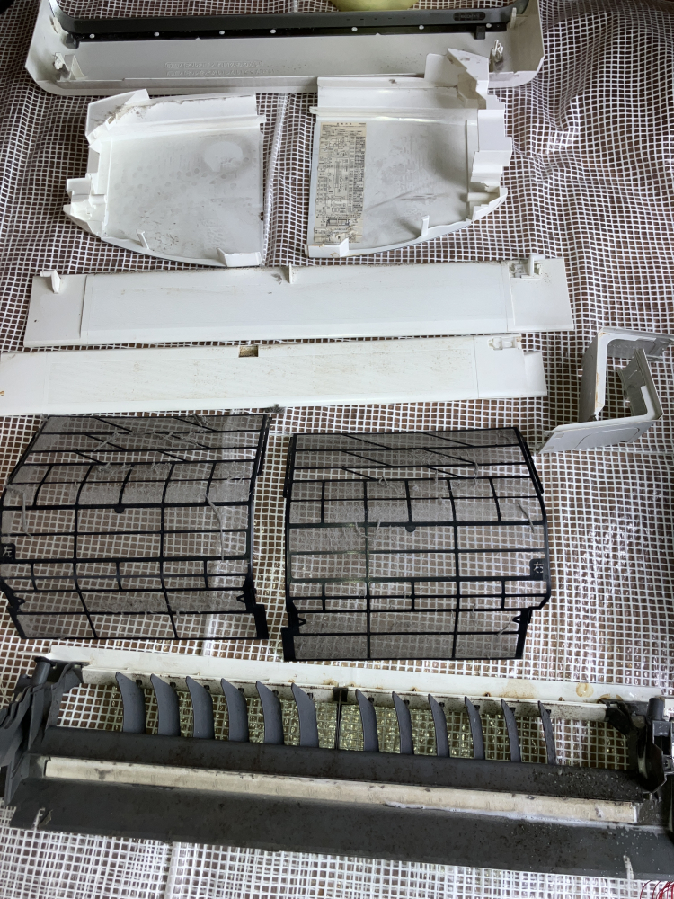 福島県白河市の壁掛けエアコンの作業前1