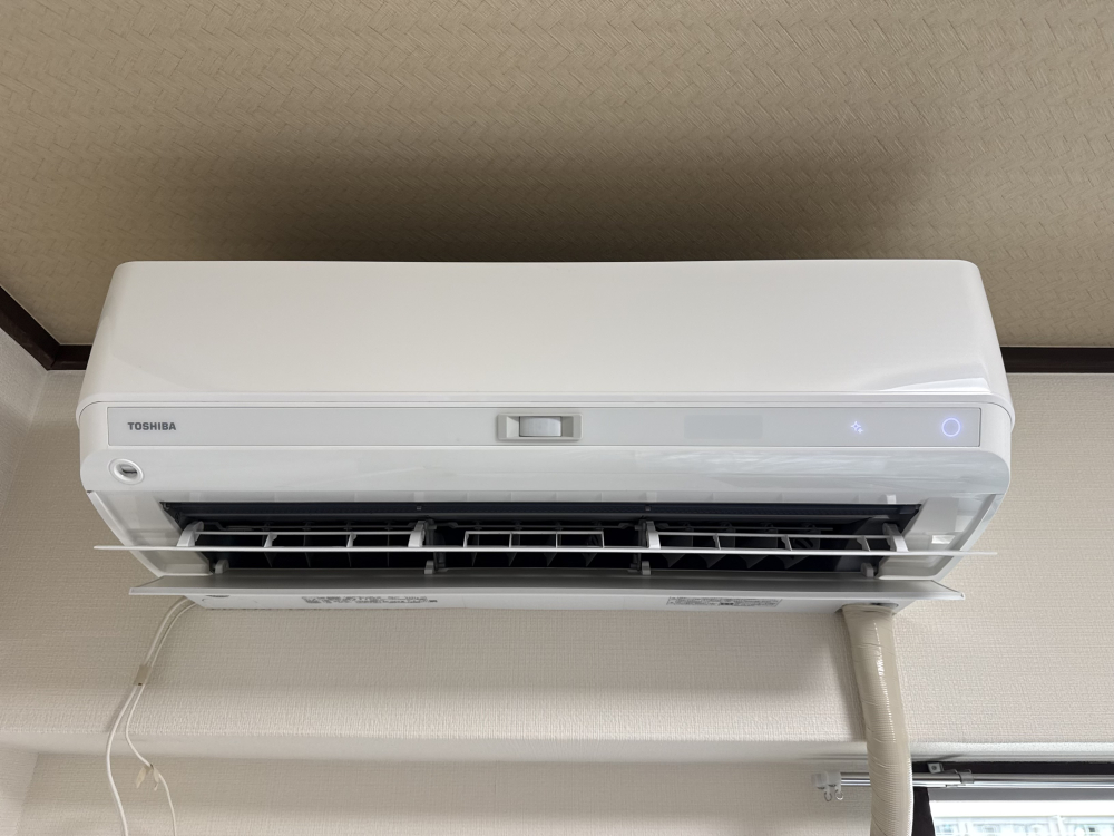 大阪府大阪市城東区のお掃除機能付きエアコンの作業前1