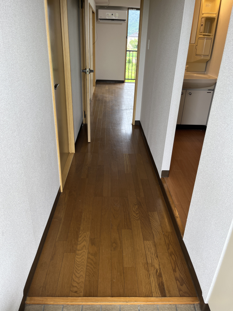 宮崎県延岡市伊形町の賃貸住宅退去後の原状回復クリーニングの作業前1