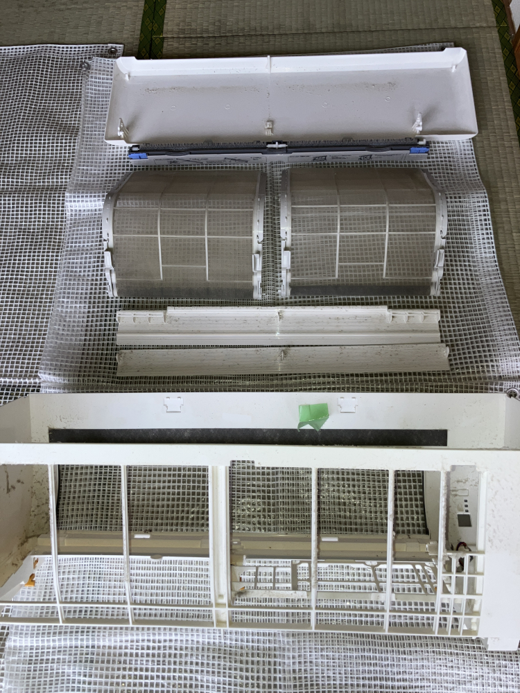 福島県いわき市の壁掛けエアコンの作業前1