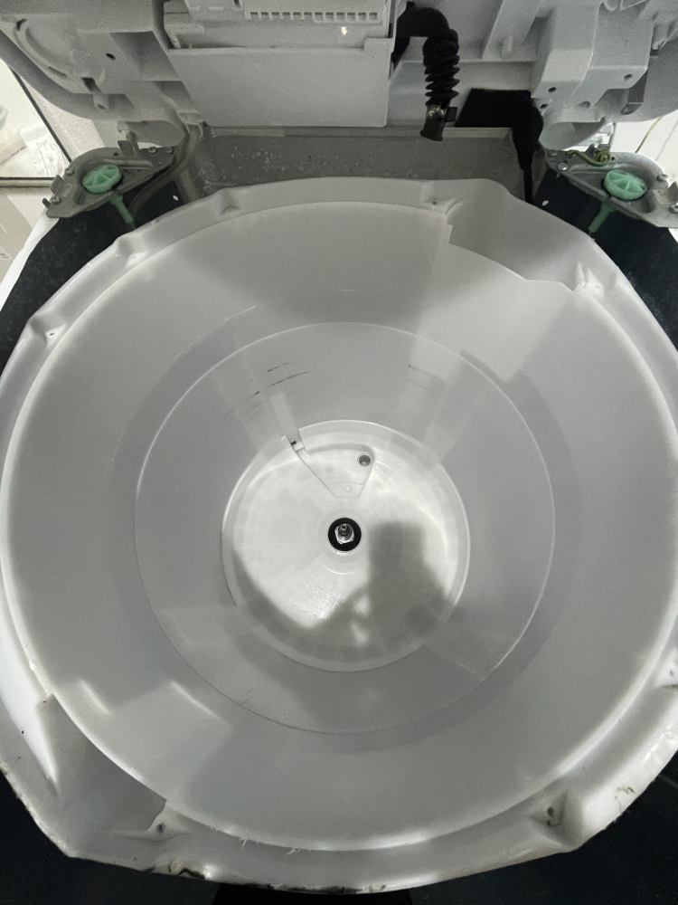 茨城県水戸市の洗濯機分解クリーニングの作業後3
