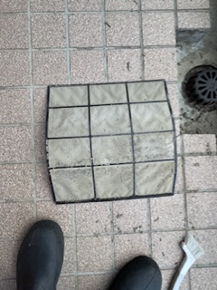 東京都世田谷区桜新町の壁掛けエアコンの作業前1