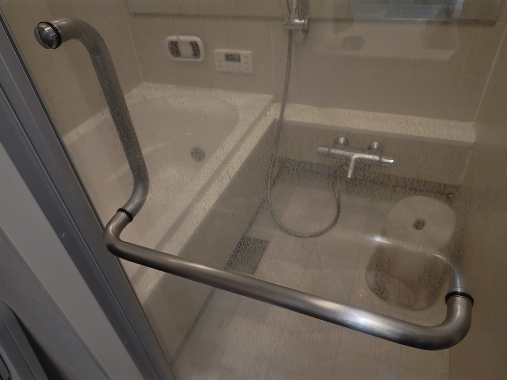 東京都港区六本木のトイレクリーニングの作業前2