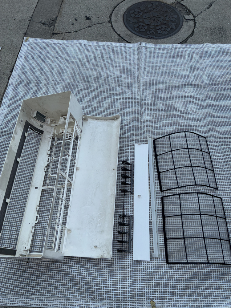 大阪府東大阪市稲葉の壁掛けエアコンの作業前2