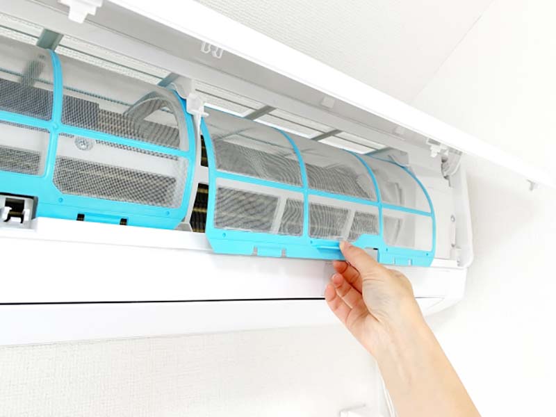 エアコンフィルターの清掃