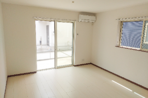 ケース③ 築浅賃貸マンション／1LDK（約45㎡）<の画像