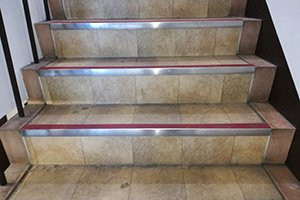 ケース⑥ 賃貸併用住宅(2階3戸)/外構含むリノベ後の画像